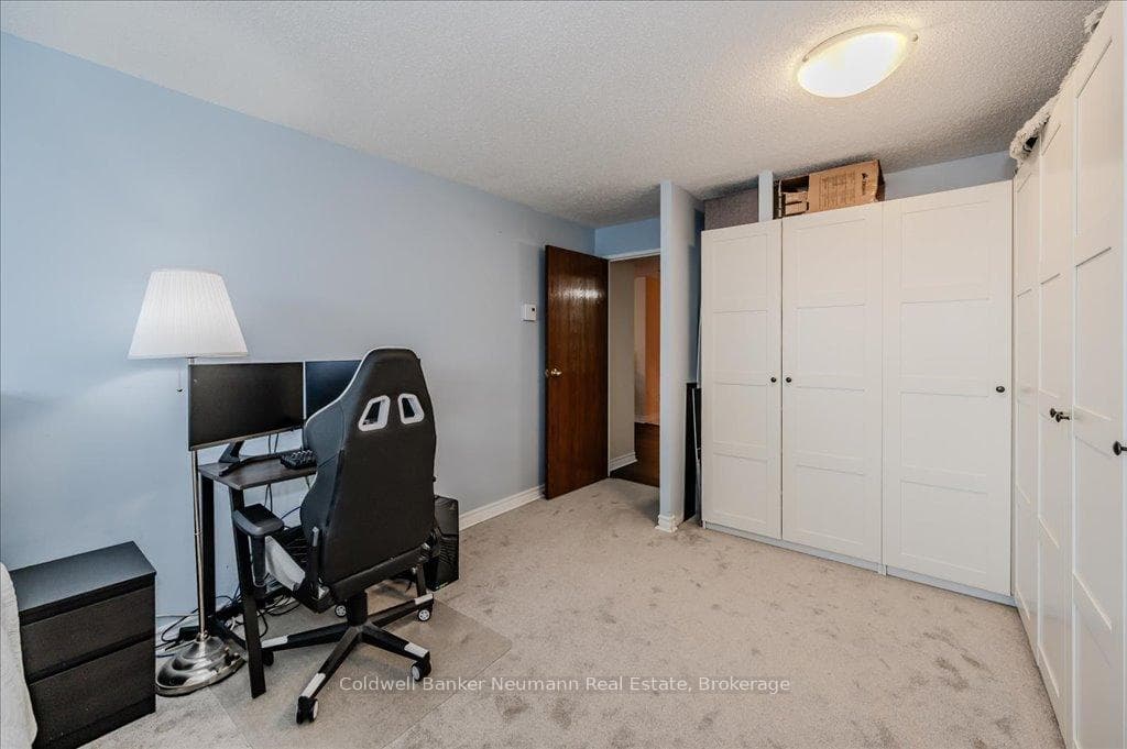 35 Green Valley Drive Unit 1204 photo 13