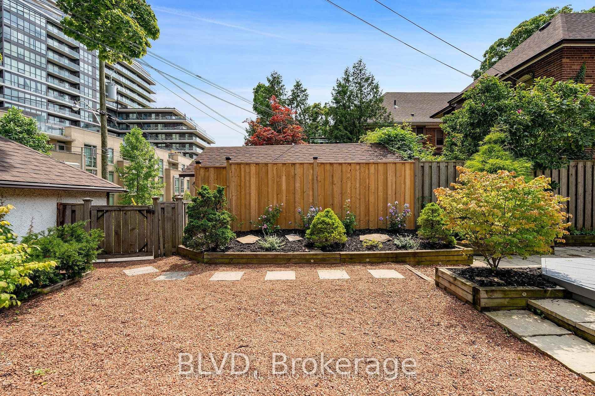 9 Maxwell Avenue photo 19