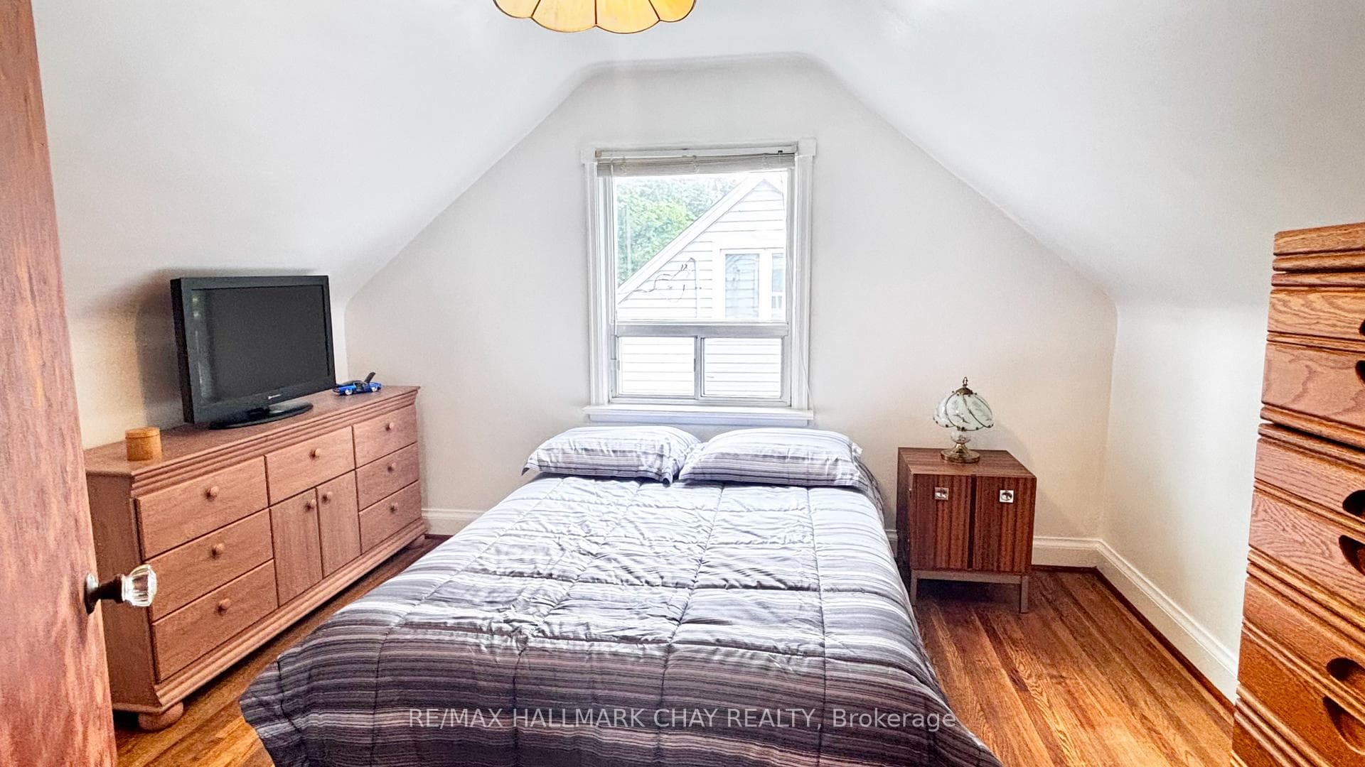 29 Rogers Road photo 8