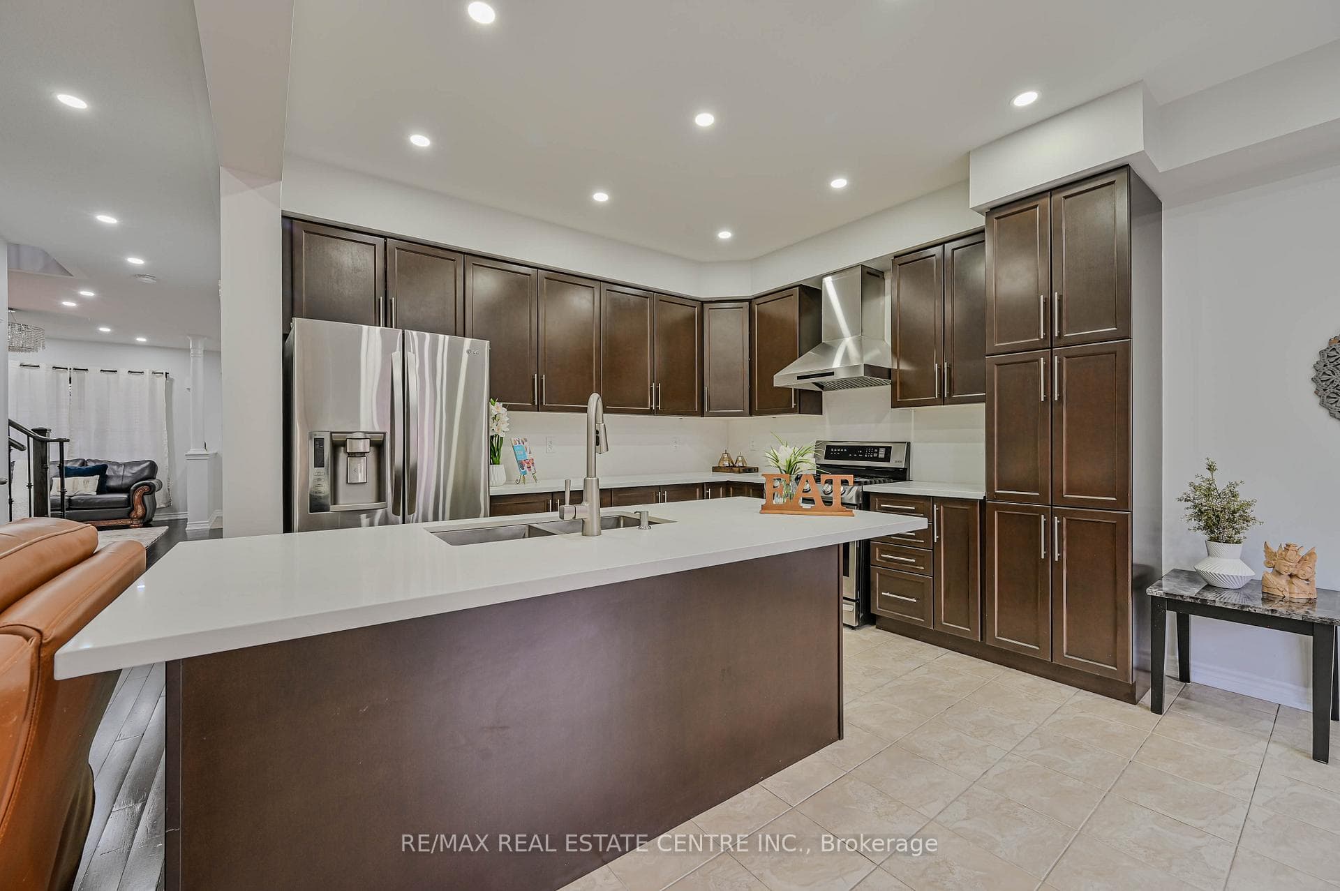 57 Daden Oaks Drive photo 13