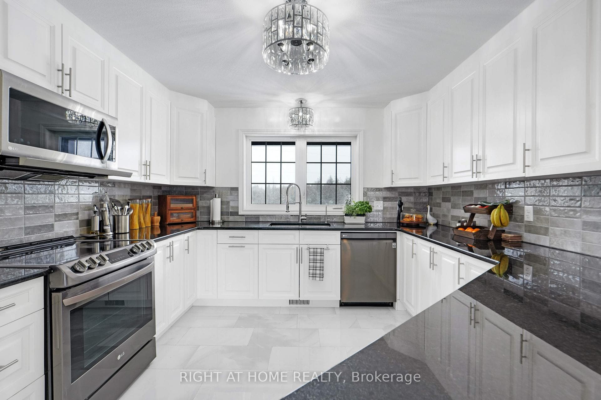 Loads of counter space