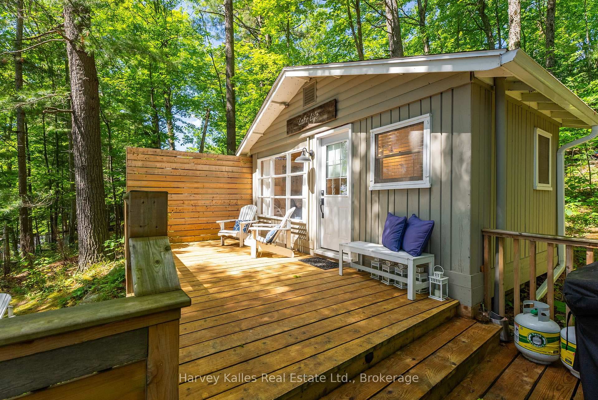 1043 Muskoka Crescent Road photo 17