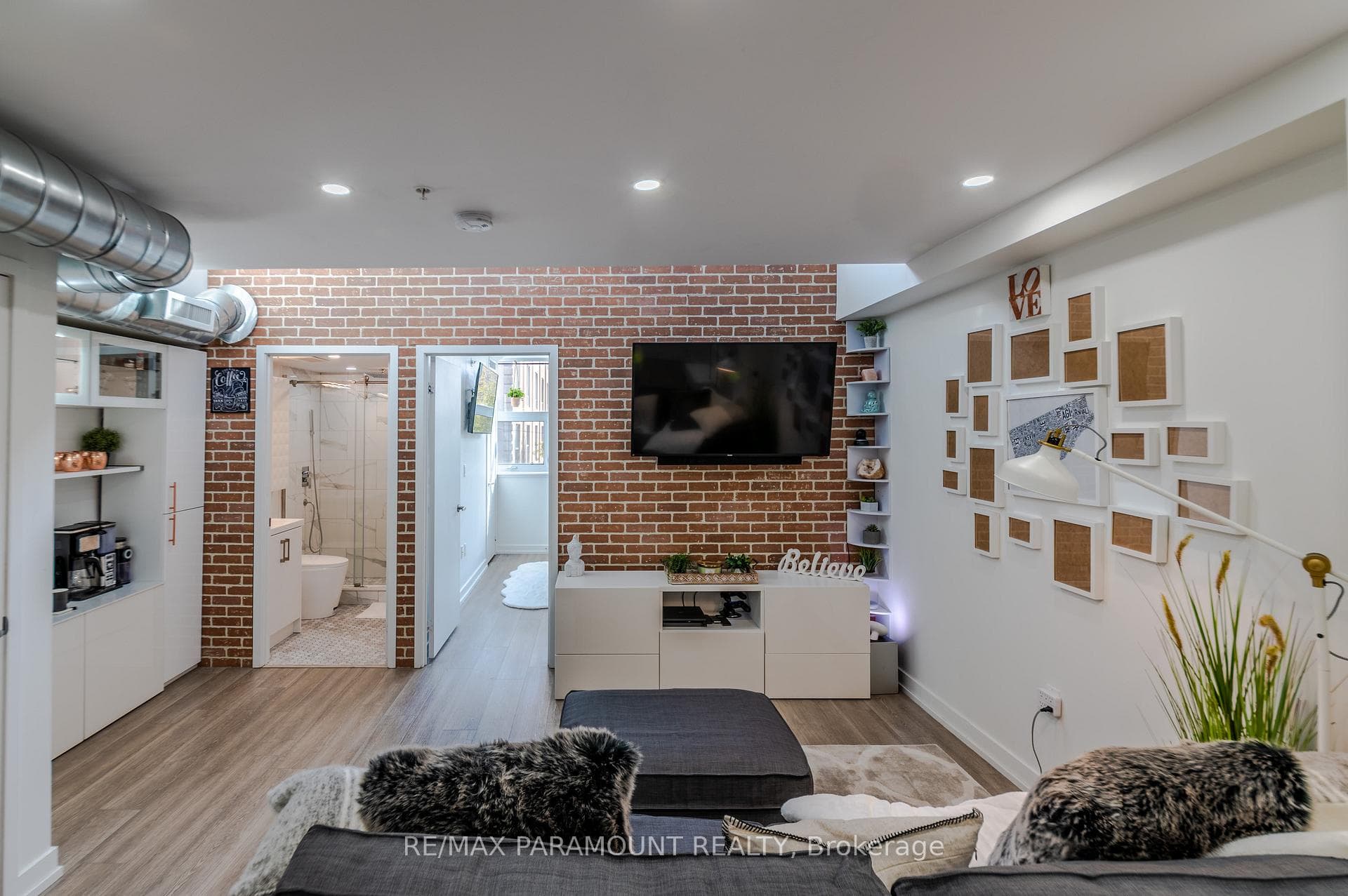 1410 Dupont Road Unit 315 photo 13