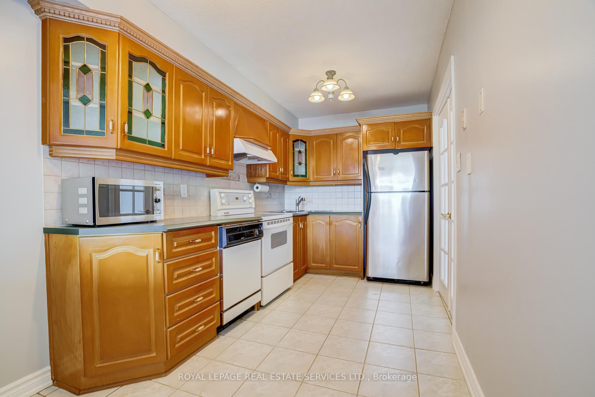 250 Scarlett Road Unit 206 photo 14