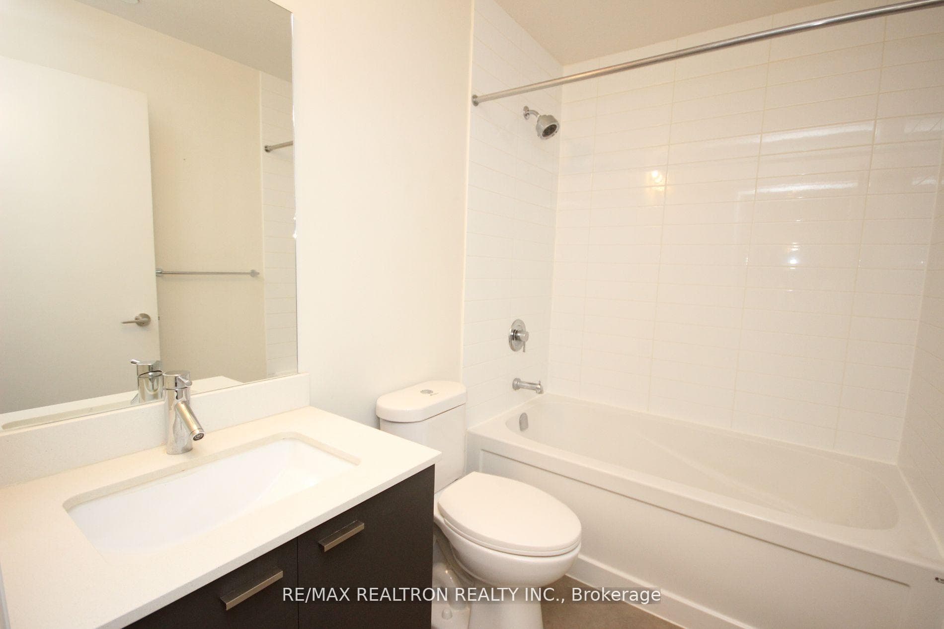 30 Roehampton Avenue Unit 315 photo 24