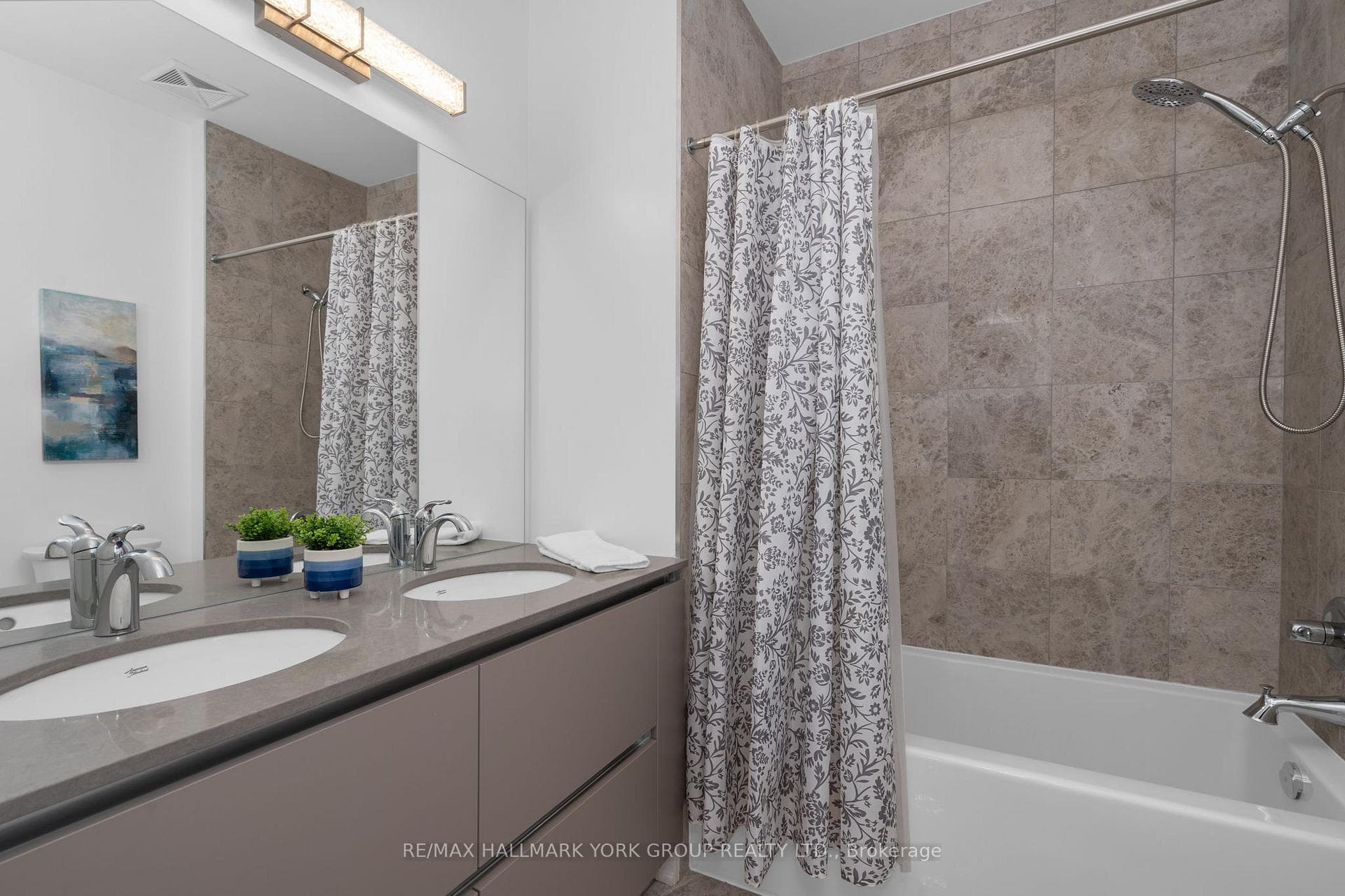 5 pc Ensuite