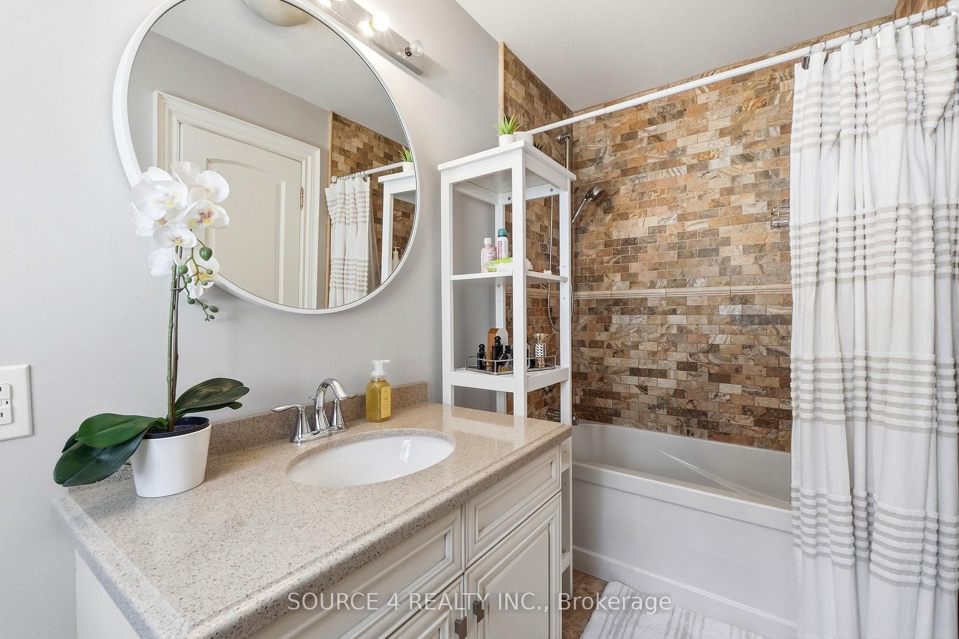 39 Amesbury Drive photo 33
