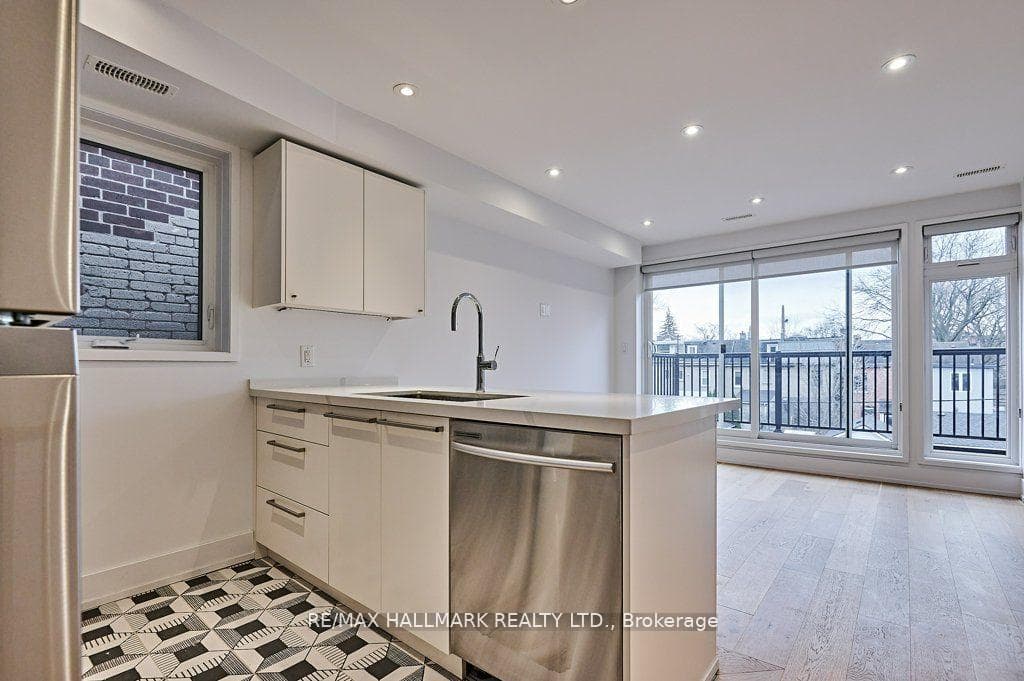 175 Riverdale Avenue photo 21