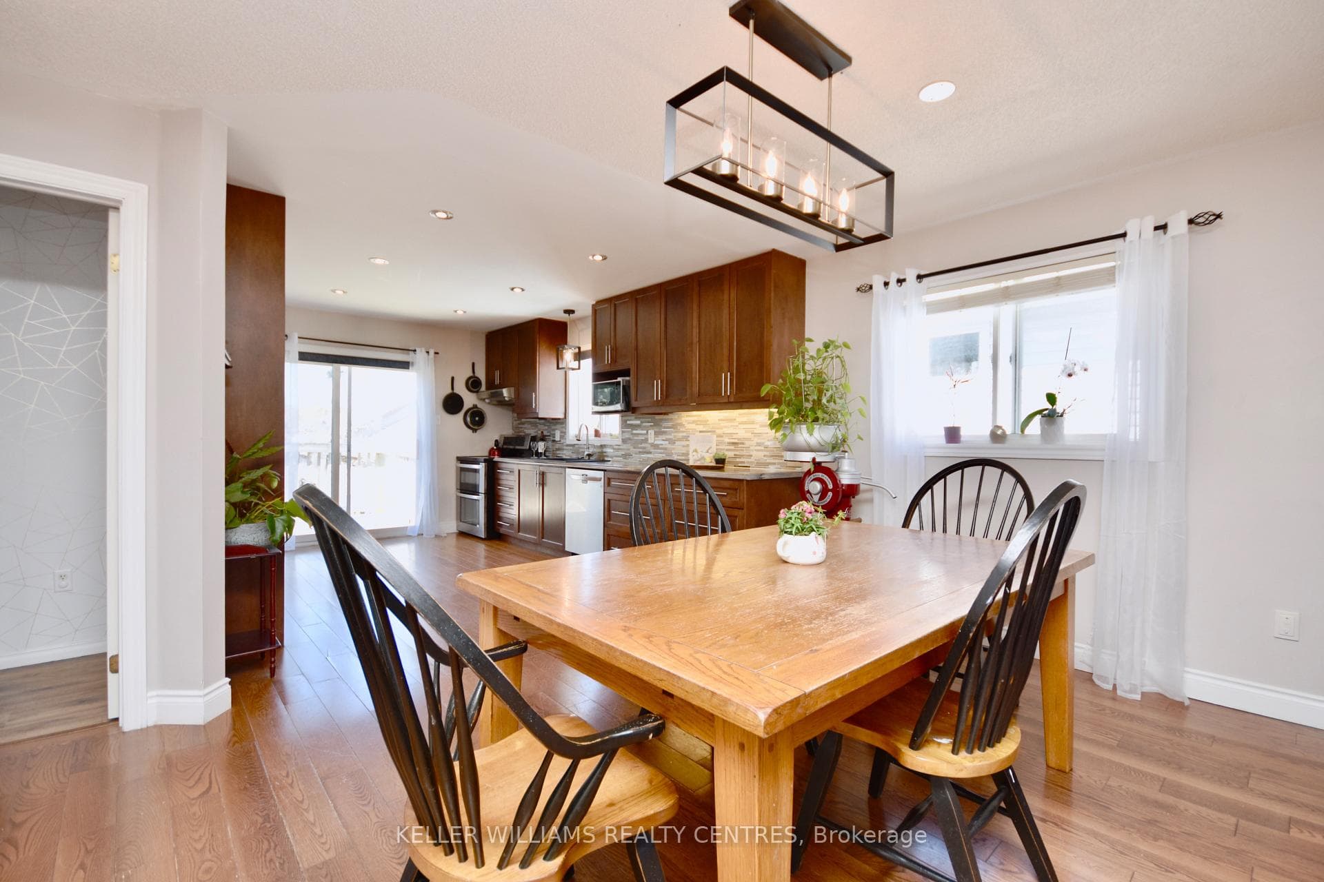 67 Moir Crescent photo 9