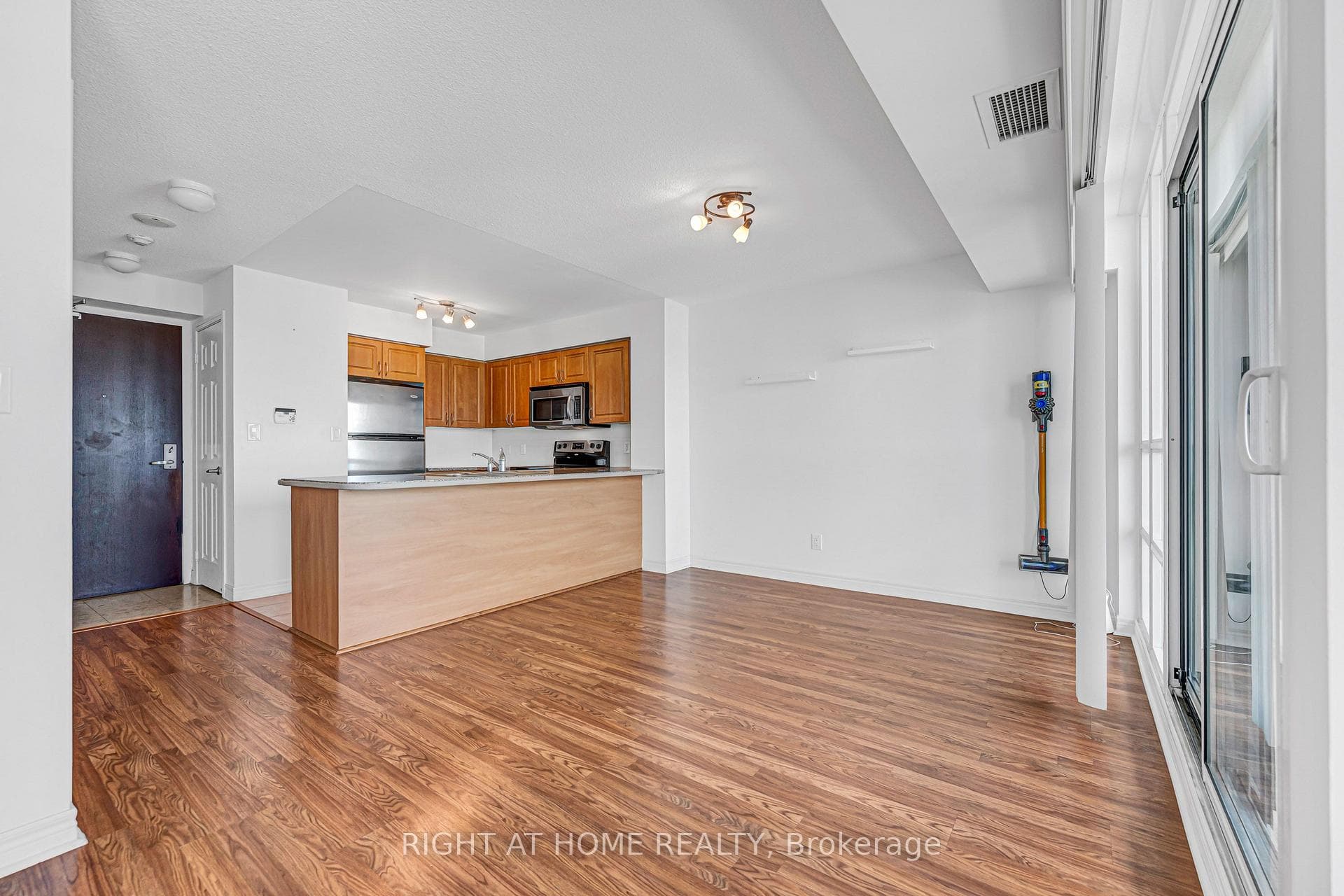 208 Enfield Place Unit #2902 photo 22