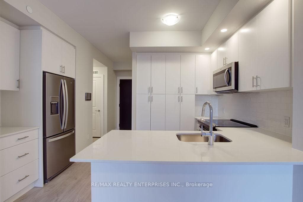 3220 William Colston Avenue Unit 520 photo 16