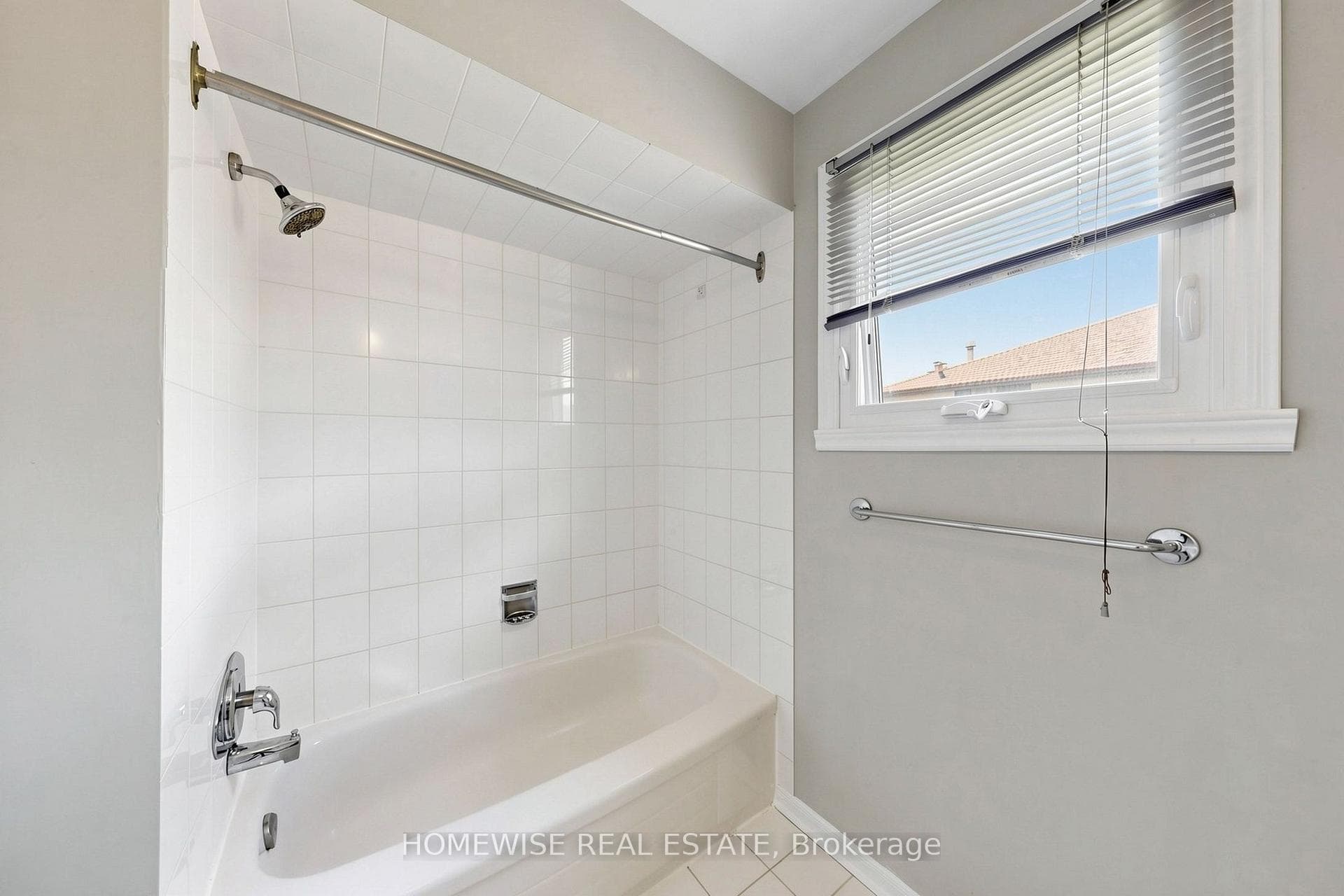 11 Briarcliffe Crescent photo 36