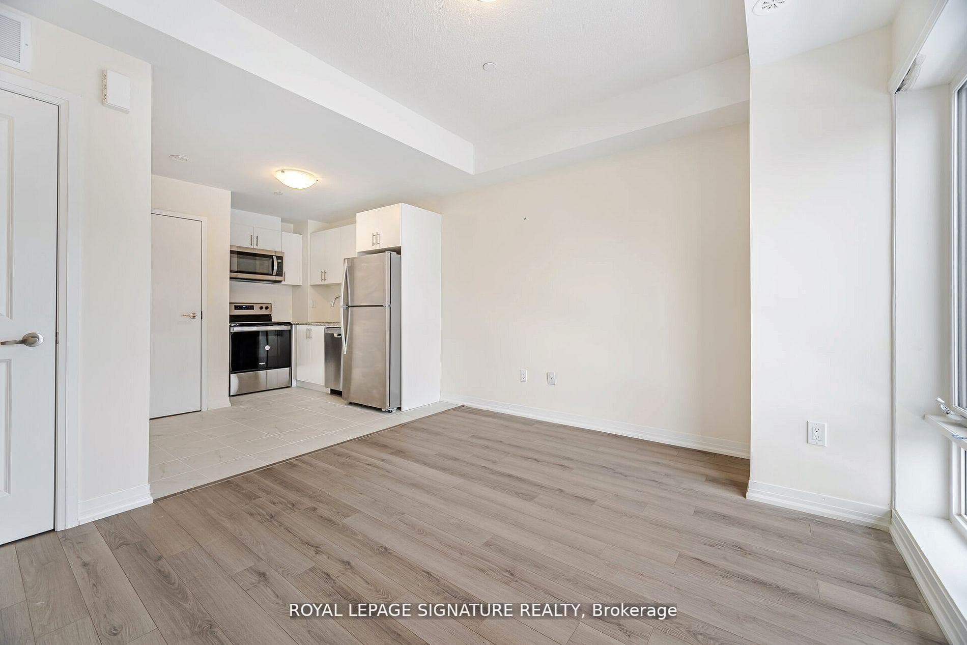 30 Liben Way Unit 19 photo 4
