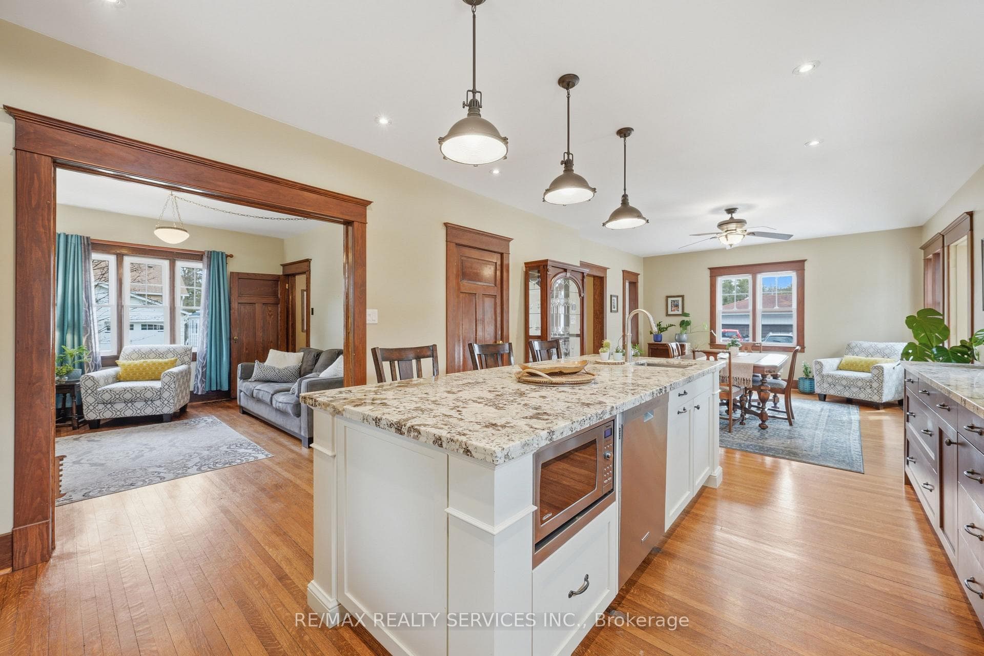 Kitchen open concept