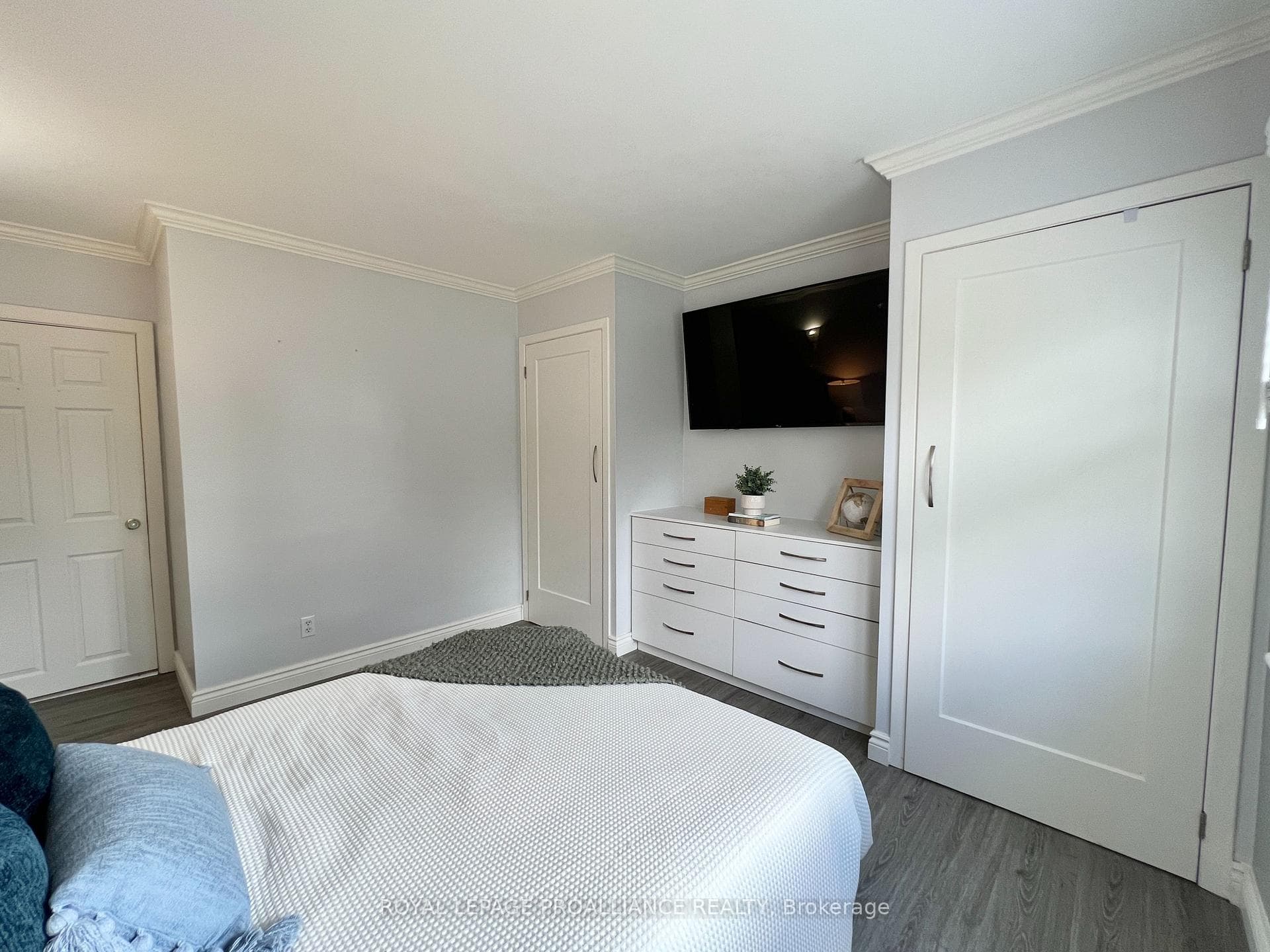 157 Hastings Drive photo 15