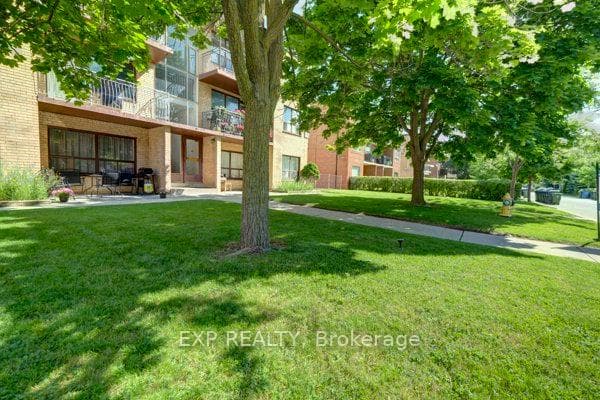 42 Meadowbrook Rd Road Unit Apt. 5 photo 31
