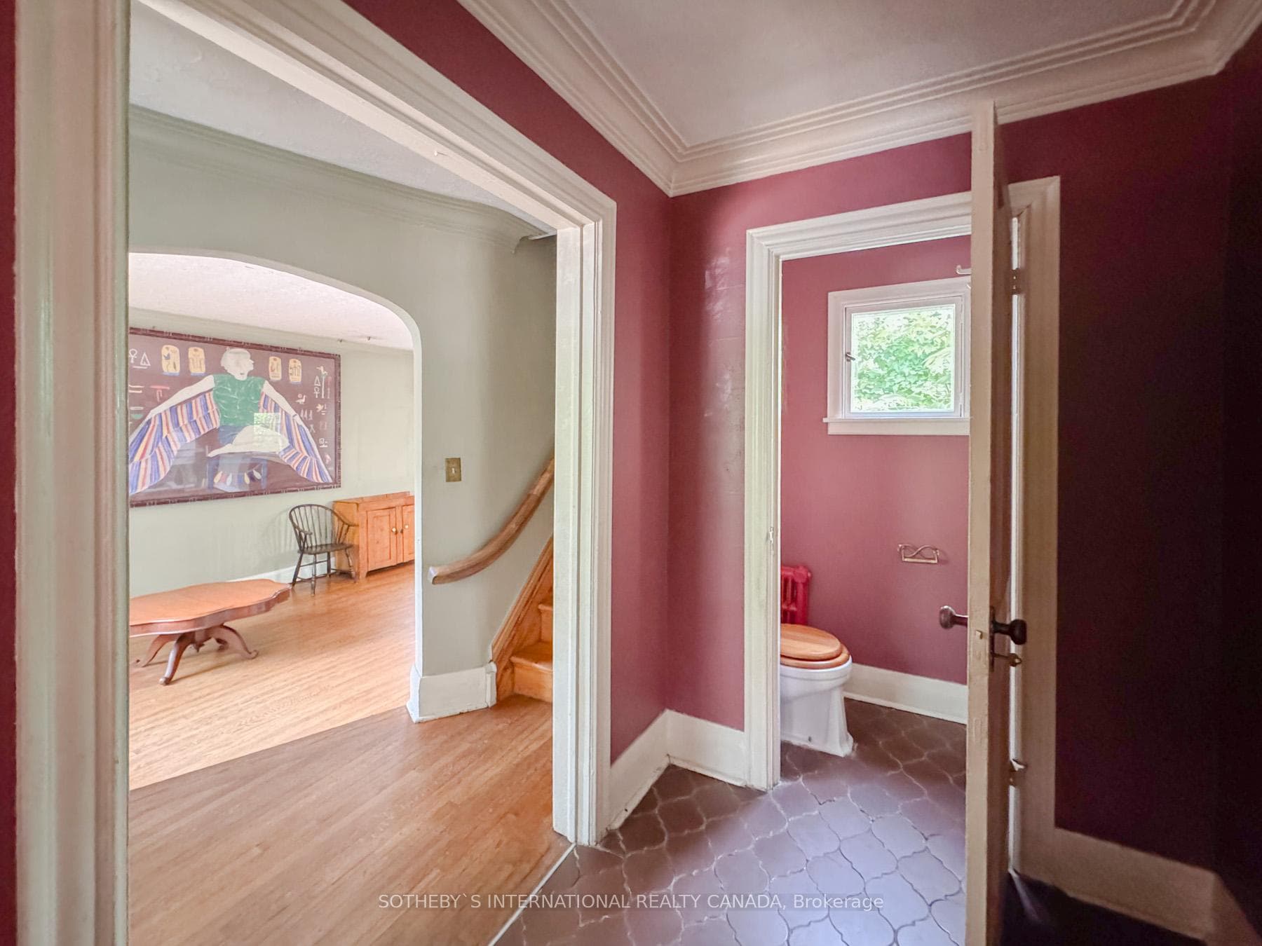 98 Castlefield Avenue photo 9