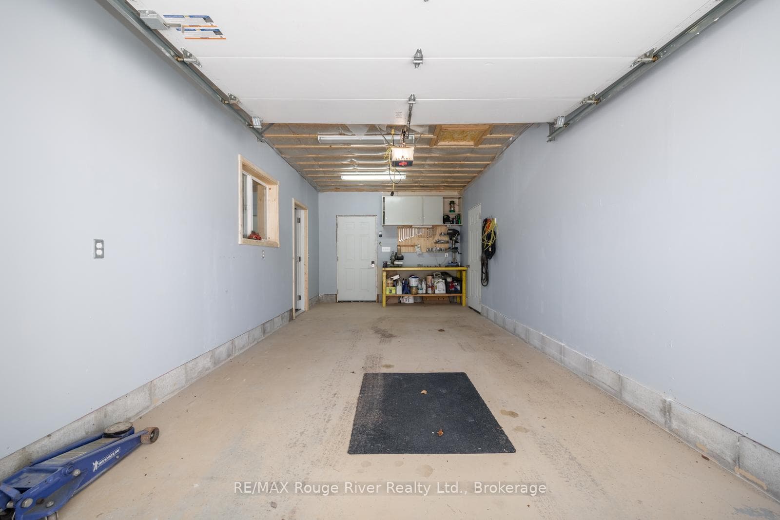10126 Longsault Road Unit 14 photo 44