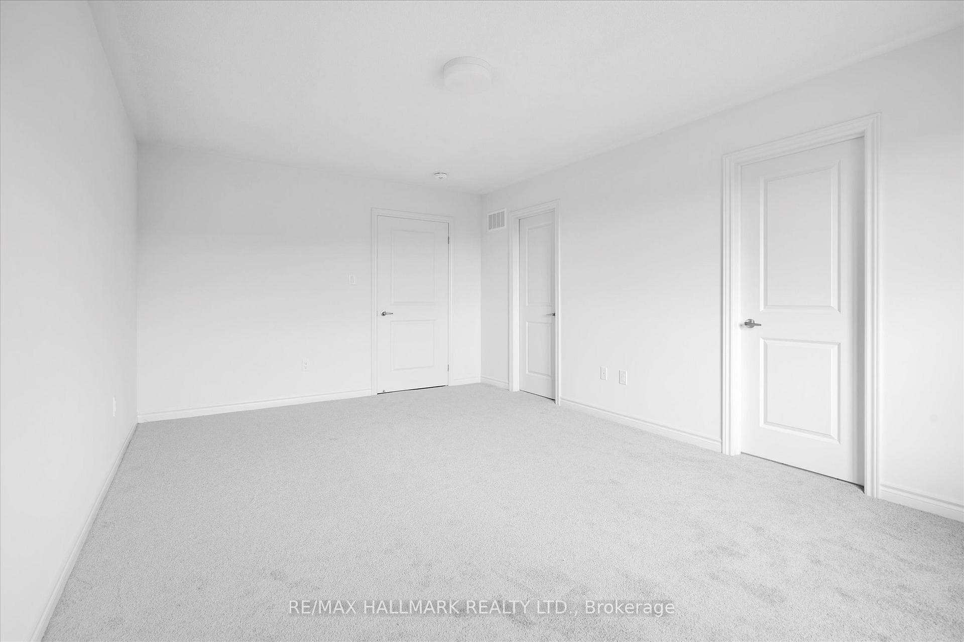 460 Trevor Street photo 23