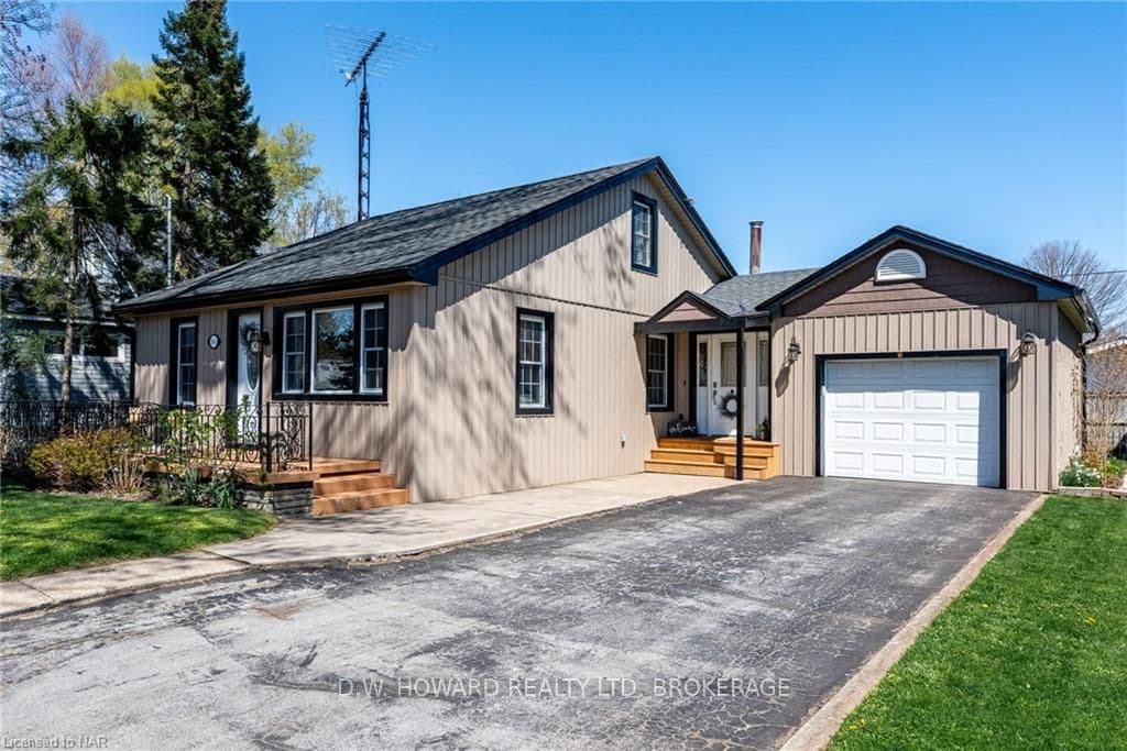 106 BELVIDERE Road photo 1