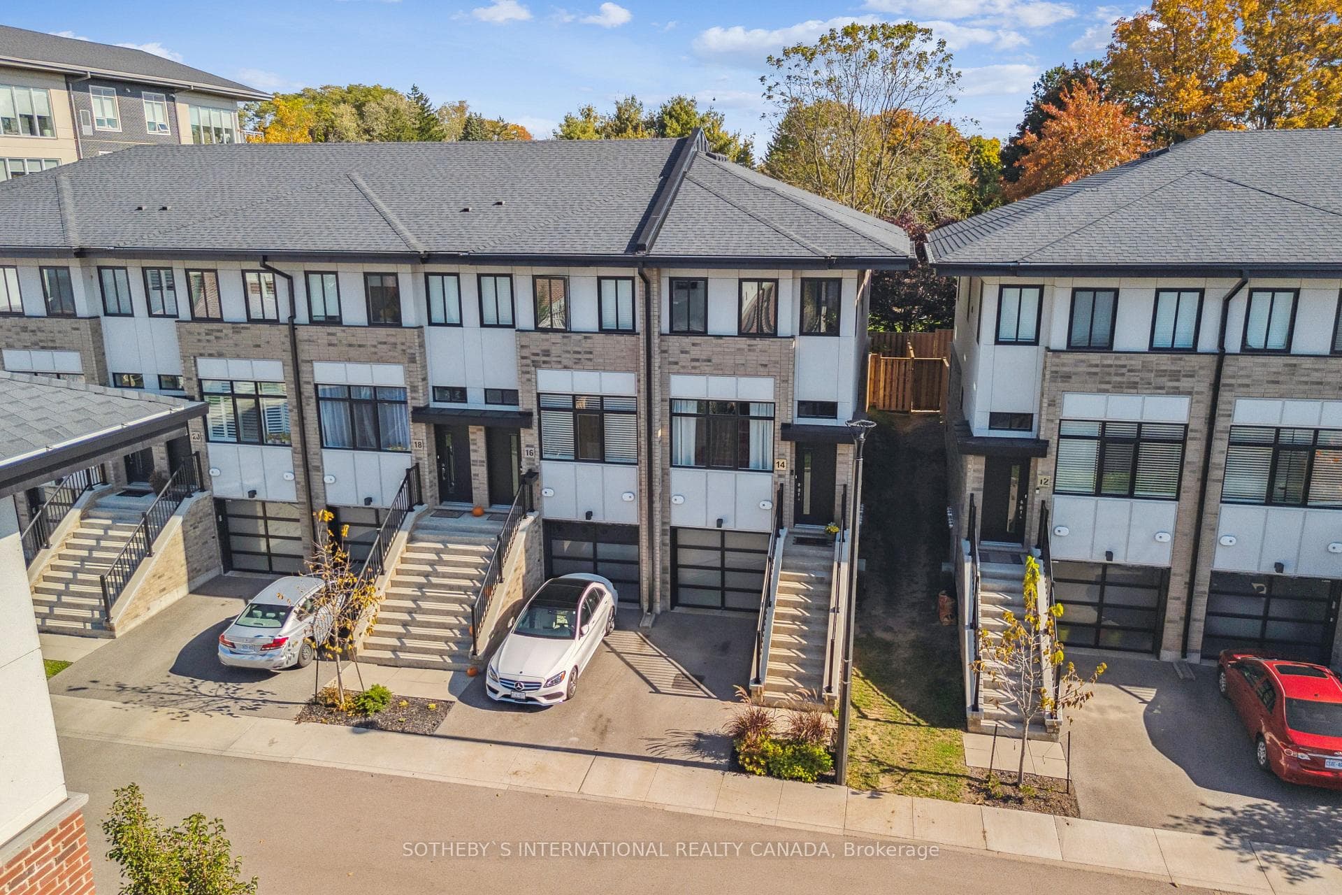 14 Munay Lane photo 34