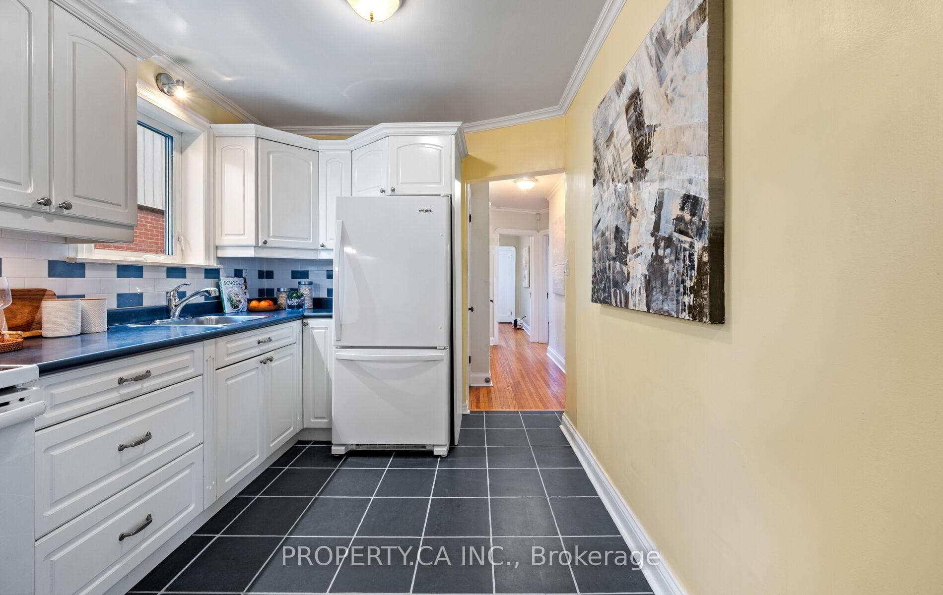 74 William Street photo 16
