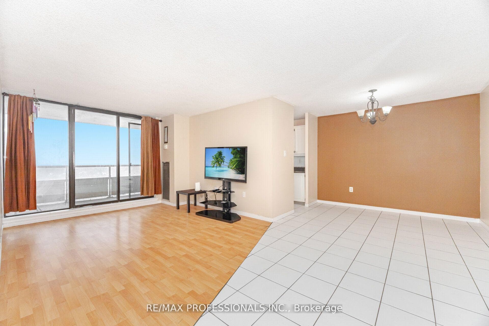 4 Kings Cross Road Unit 1109 photo 7