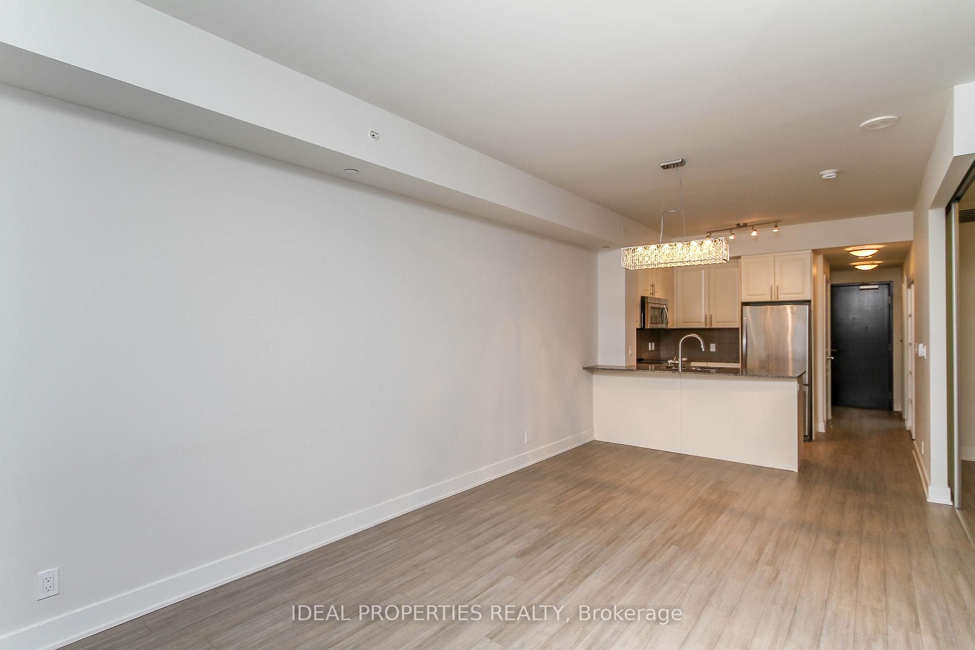 1035 Bank Street Unit 1408 photo 13