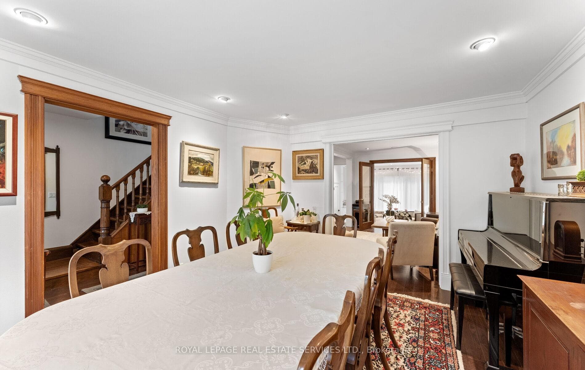 24 Mann Avenue photo 11