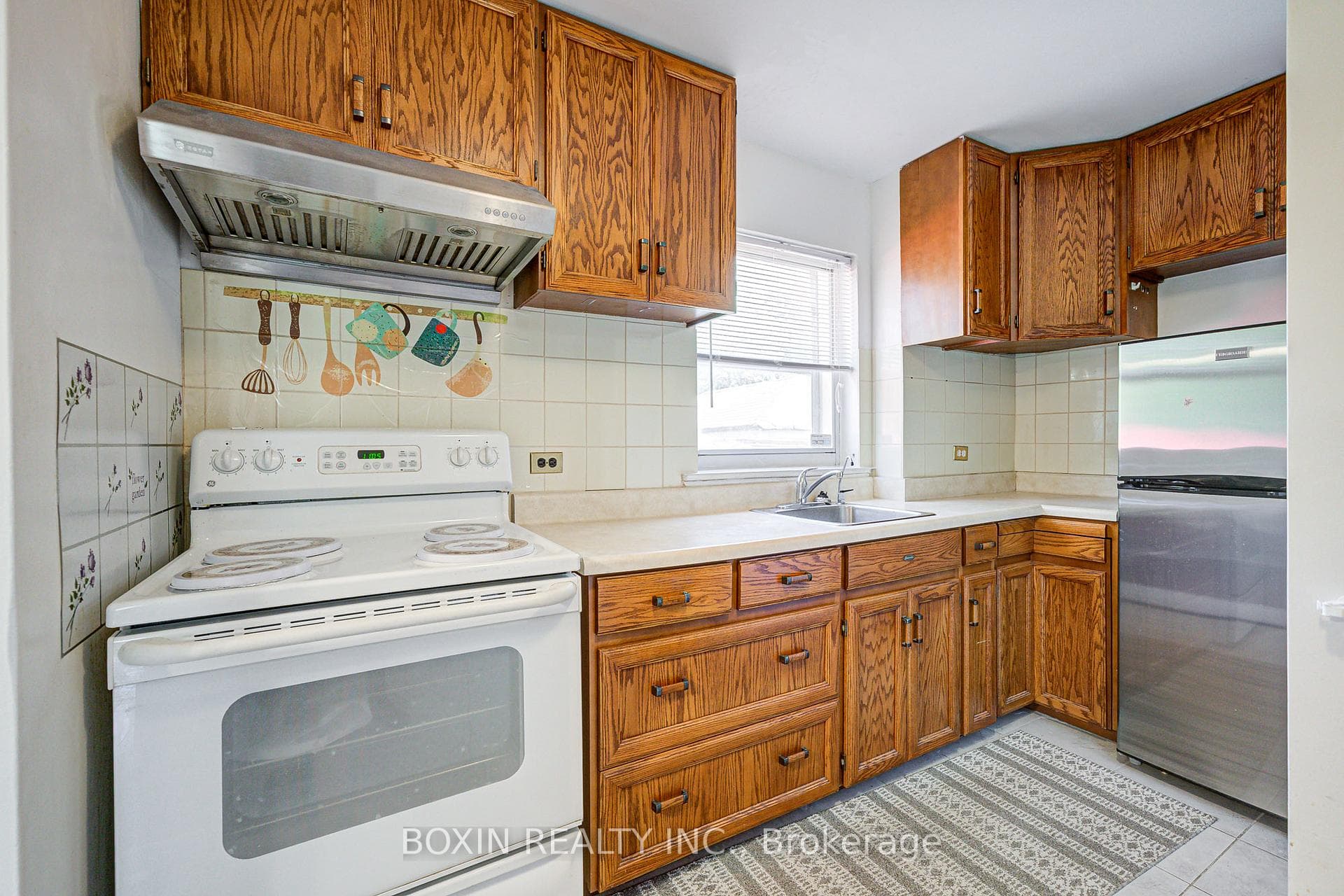 64 Kenmark Boulevard photo 7