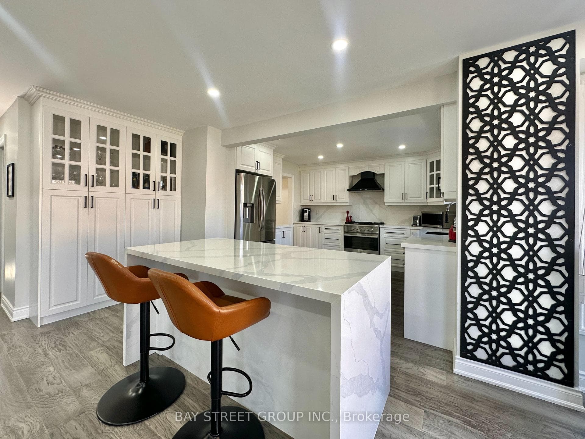 1593 Wintergrove Gardens photo 7