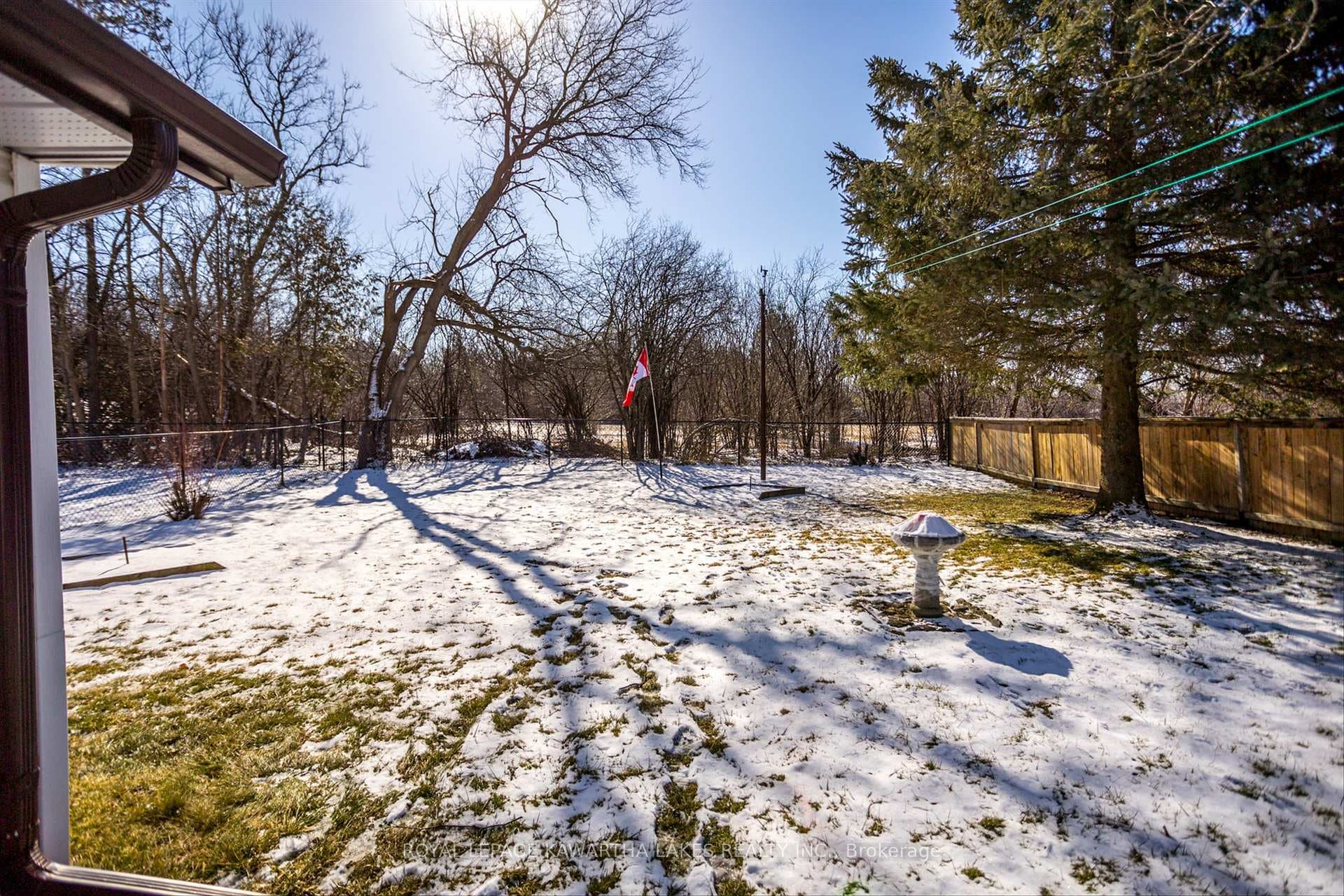 25 Kawartha Drive photo 37