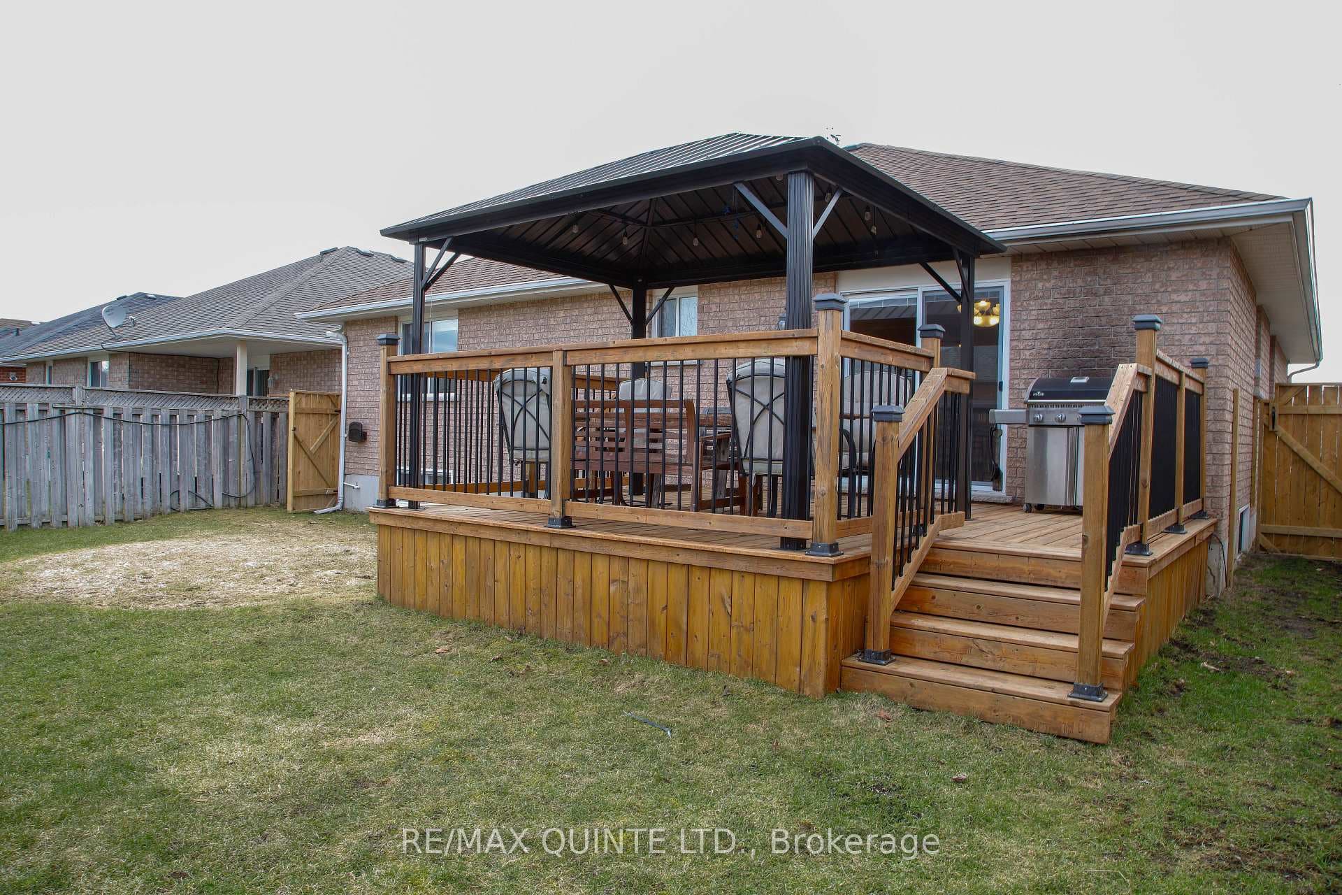 30 Hickory Grove photo 36
