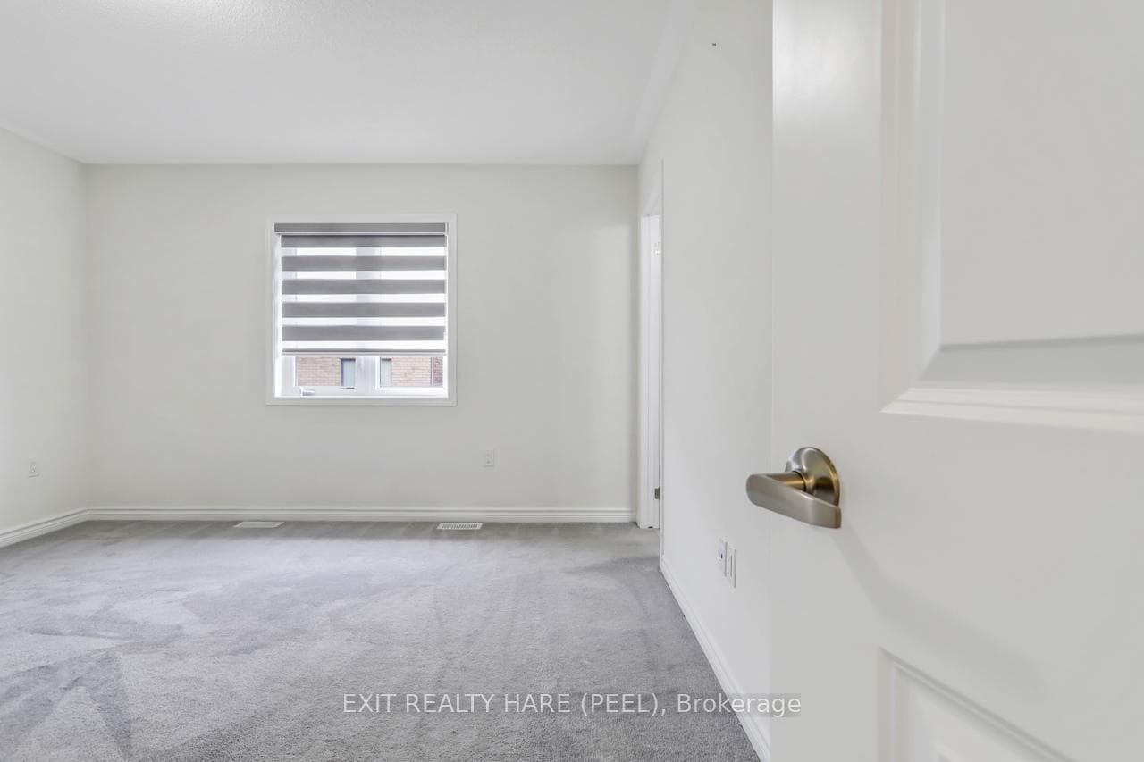 40 Speckled Alder Street photo 28