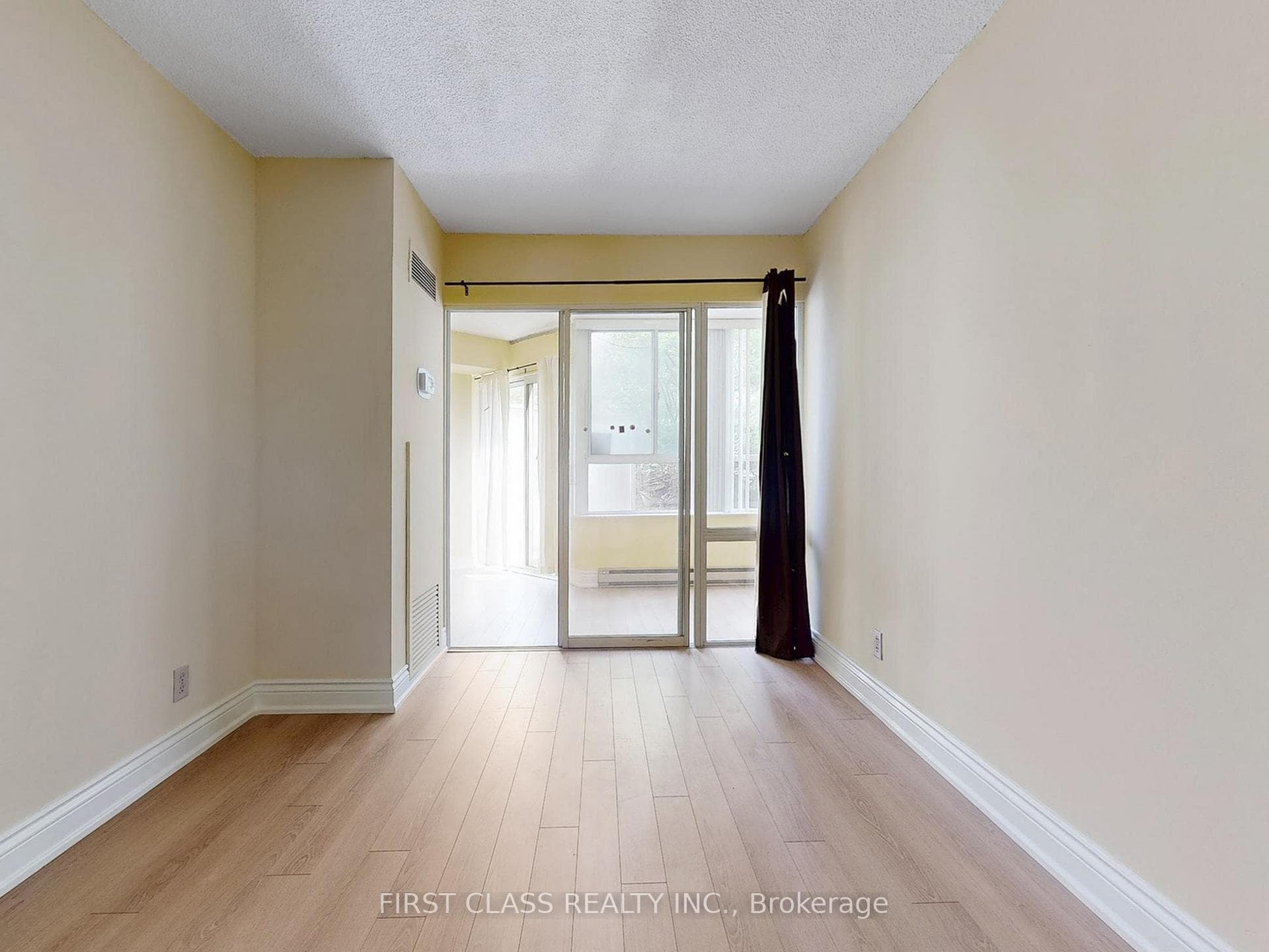 717 Bay Avenue Unit 303 photo 21