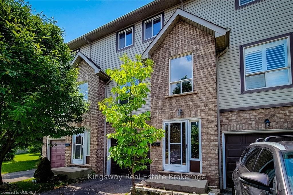384 LIMERIDGE Road Unit 10 photo 4
