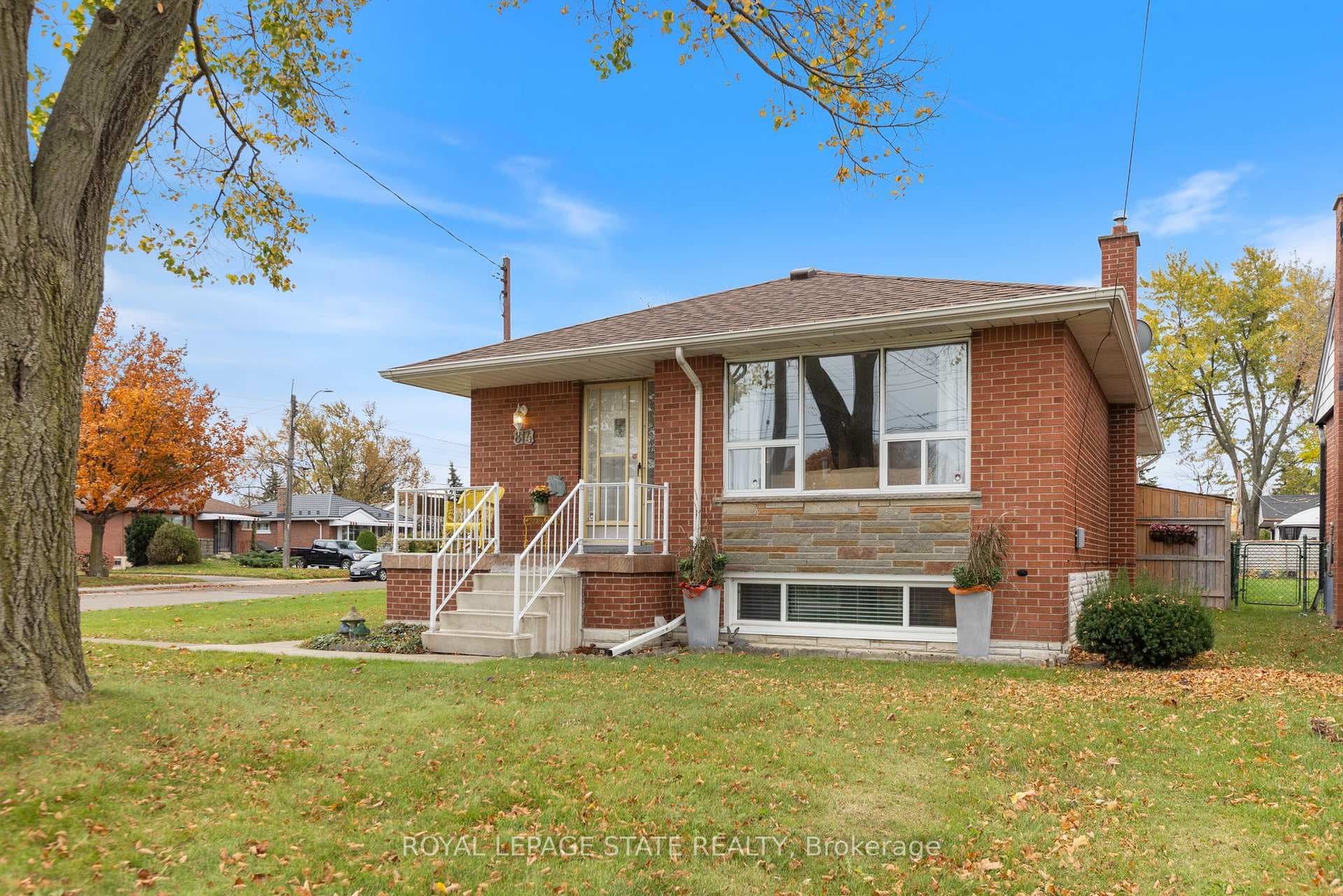 814 Tenth Avenue photo 3