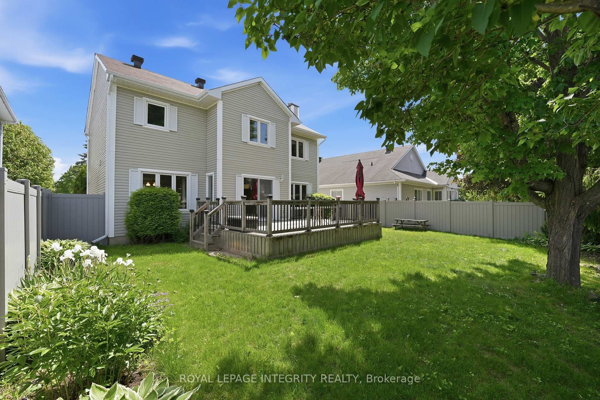 50 Bramblewood Crescent photo 34