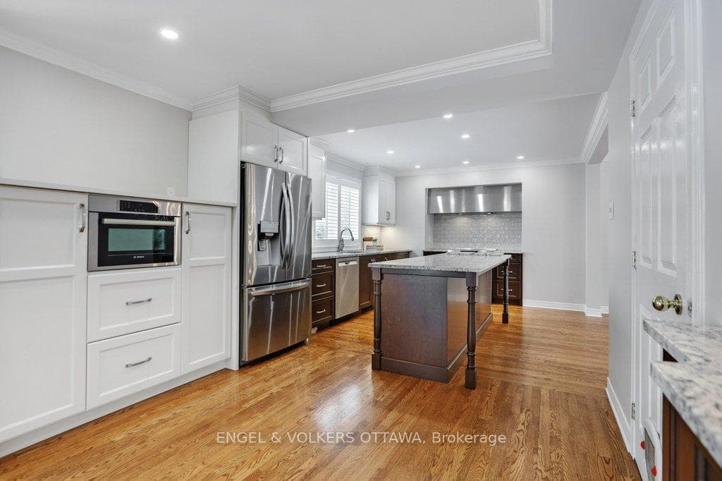 8 Mary Hill Crescent photo 13