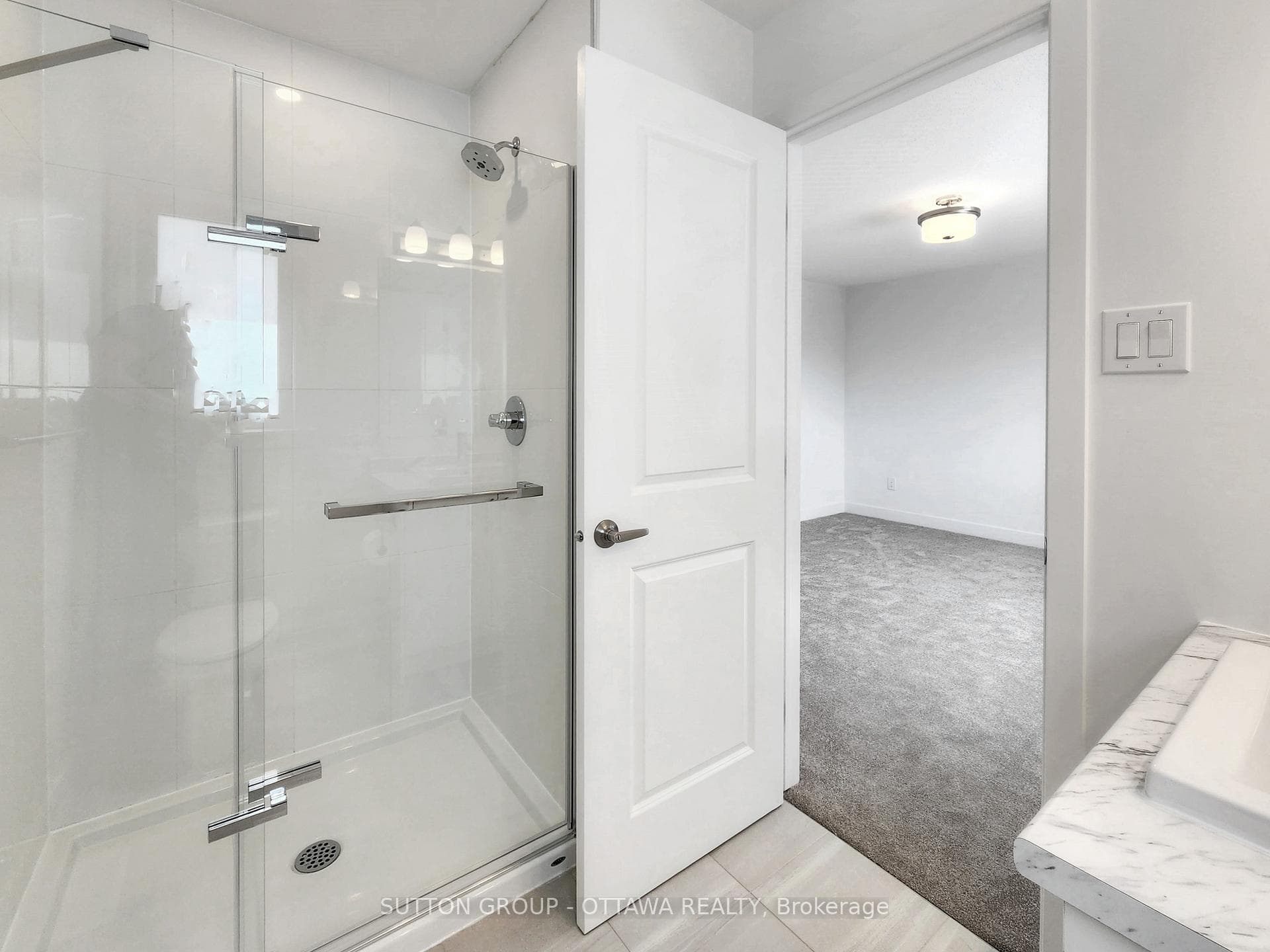 Primary Ensuite (3 piece)