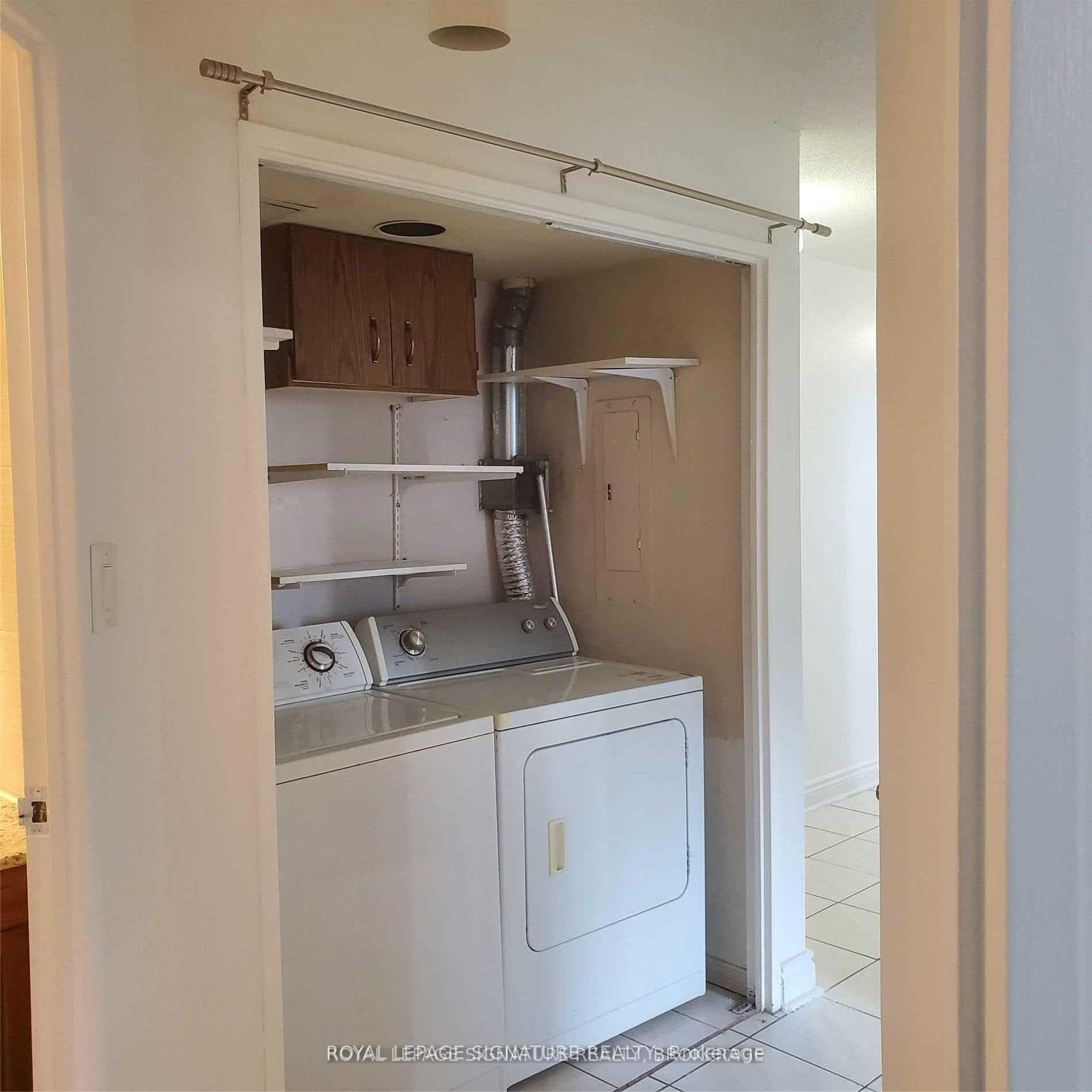 3590 Kaneff Crescent Unit 1407 photo 15