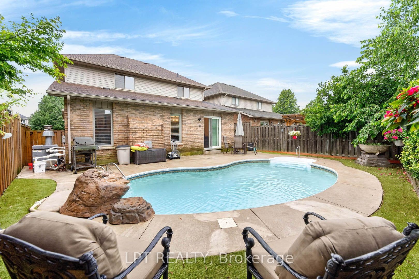 43 Liam Drive photo 12