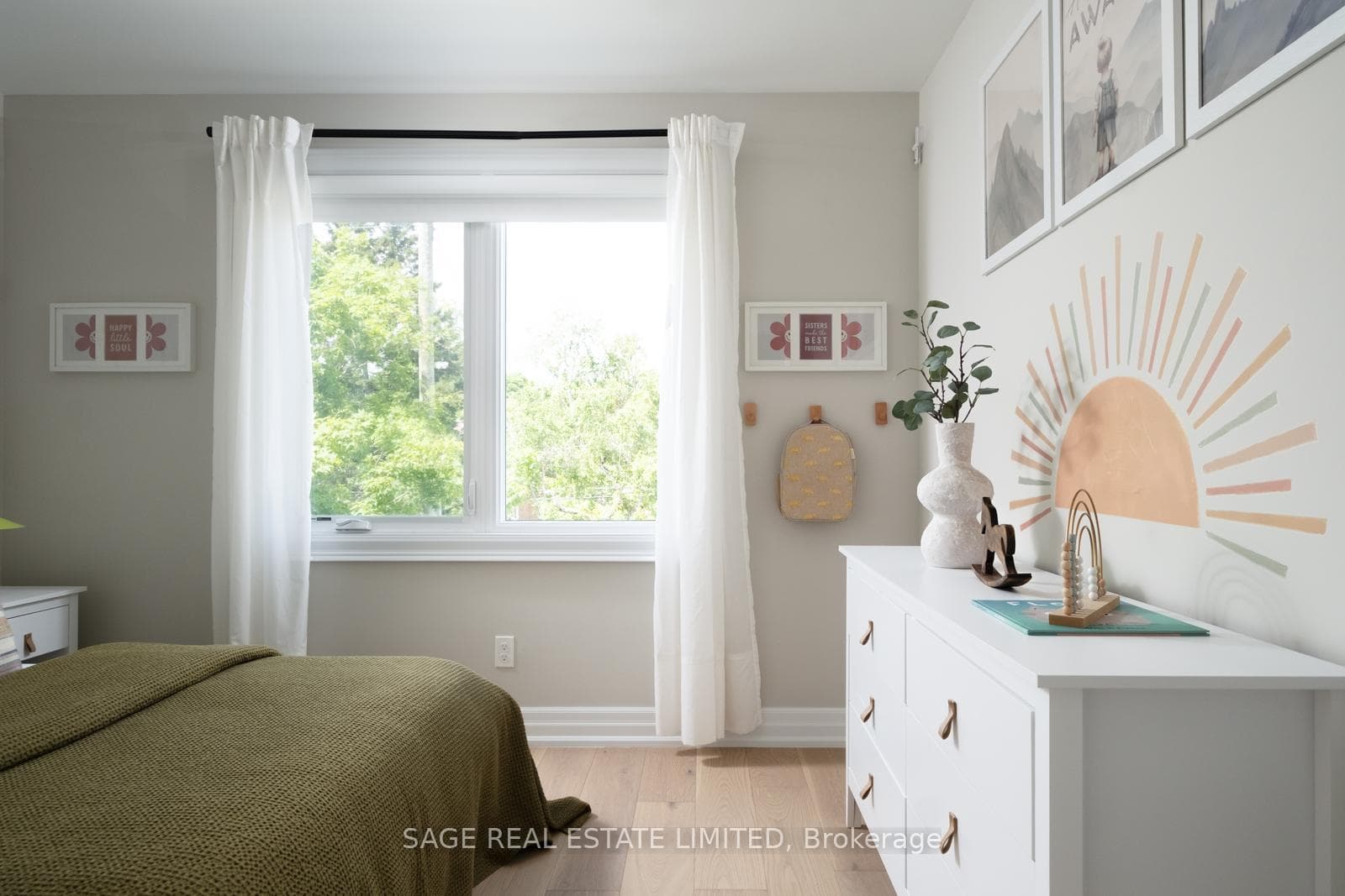 59 Kalmar Avenue photo 36