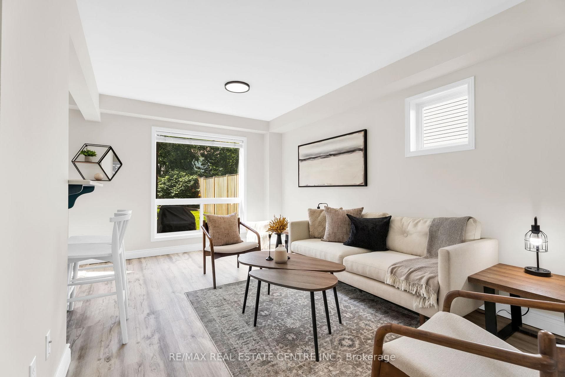 9 Settlers Road photo 8