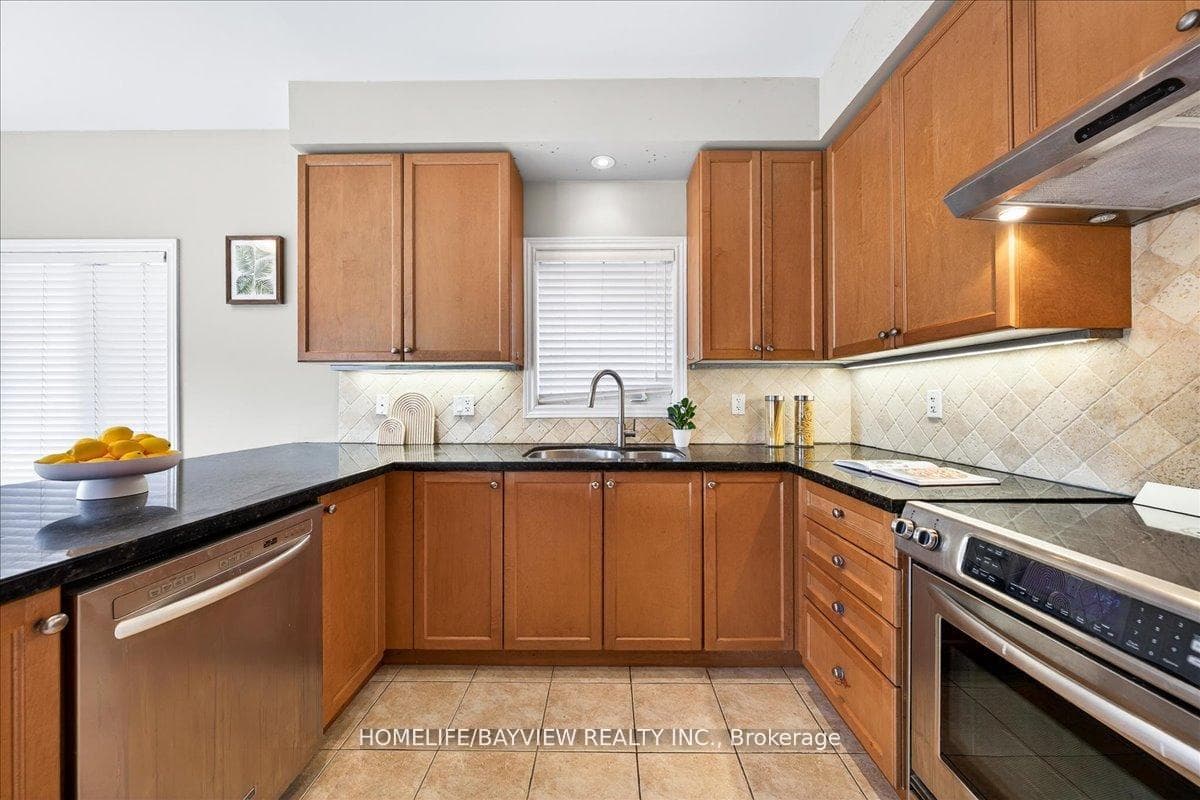 27 Donzi Lane photo 14