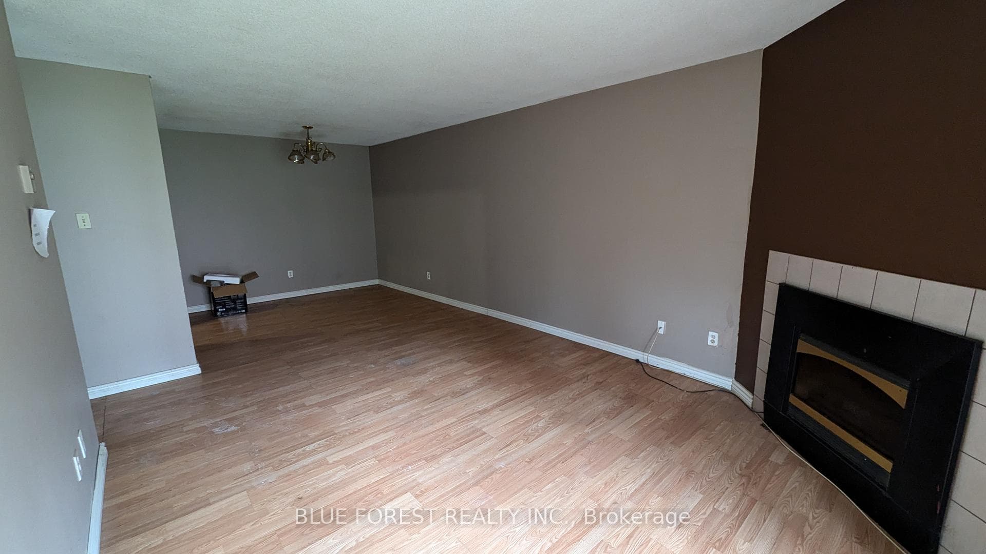140 CONWAY Drive Unit 8 photo 6