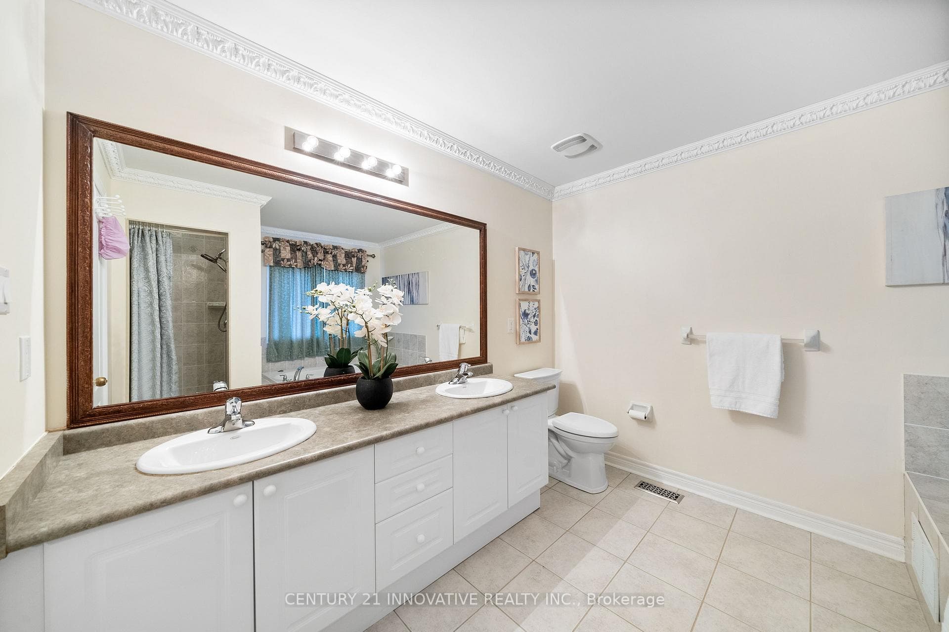 4 Sivyer Crescent photo 20