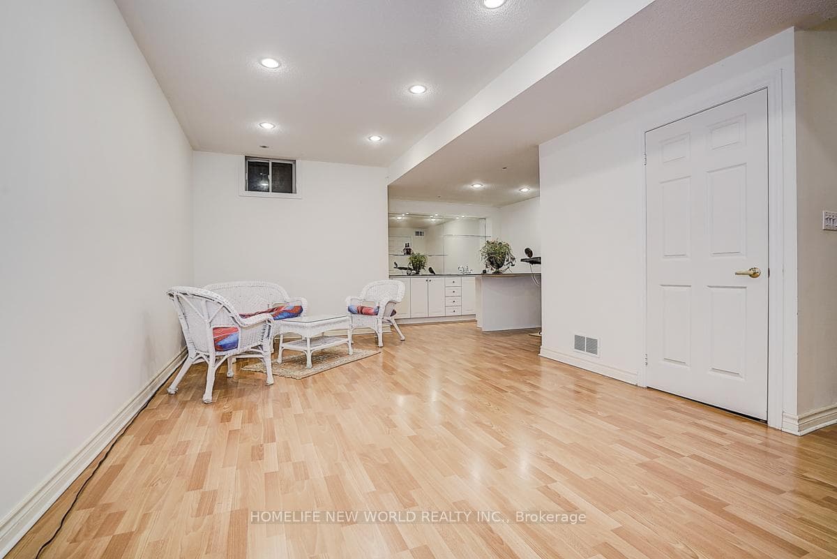 2305 Woodfield Road photo 48