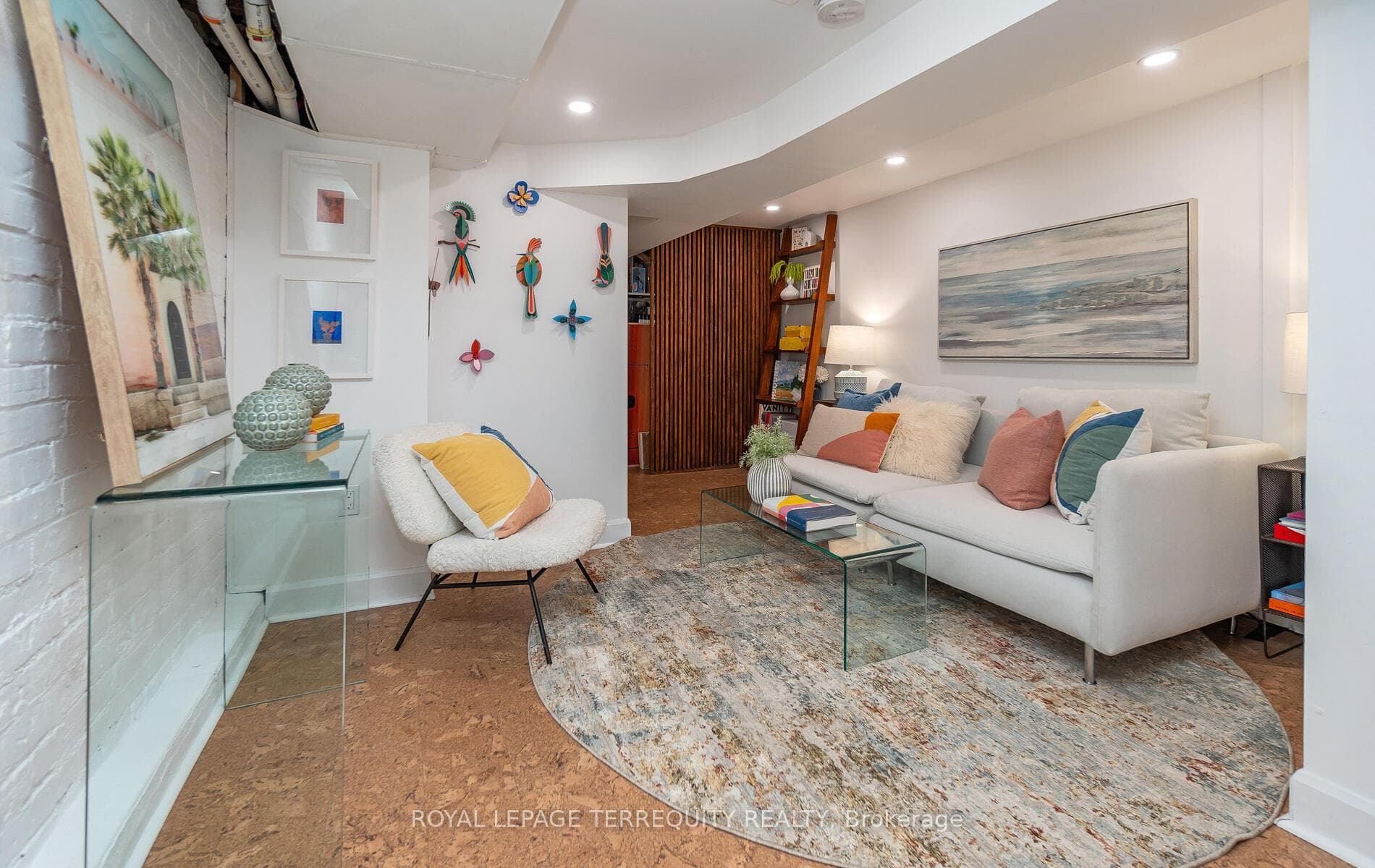 157 Claremont Street photo 23