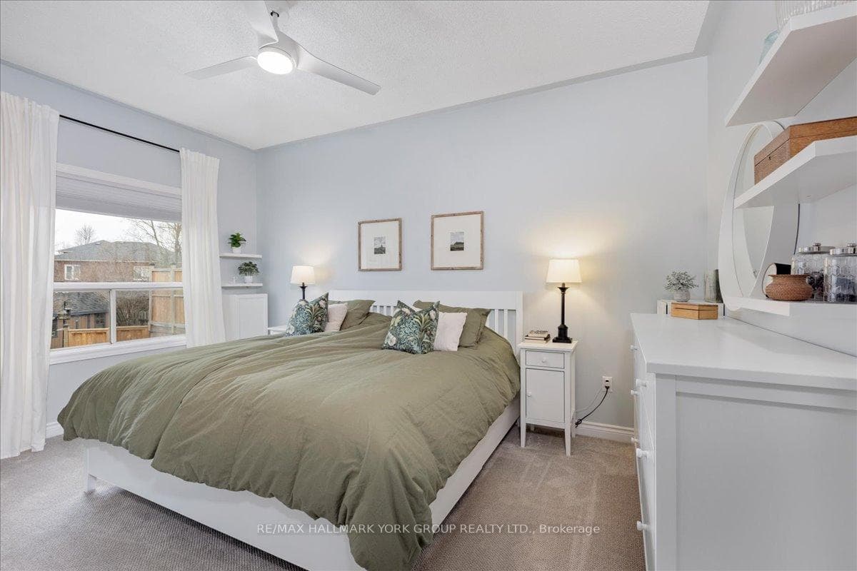22 Margaret Place photo 19
